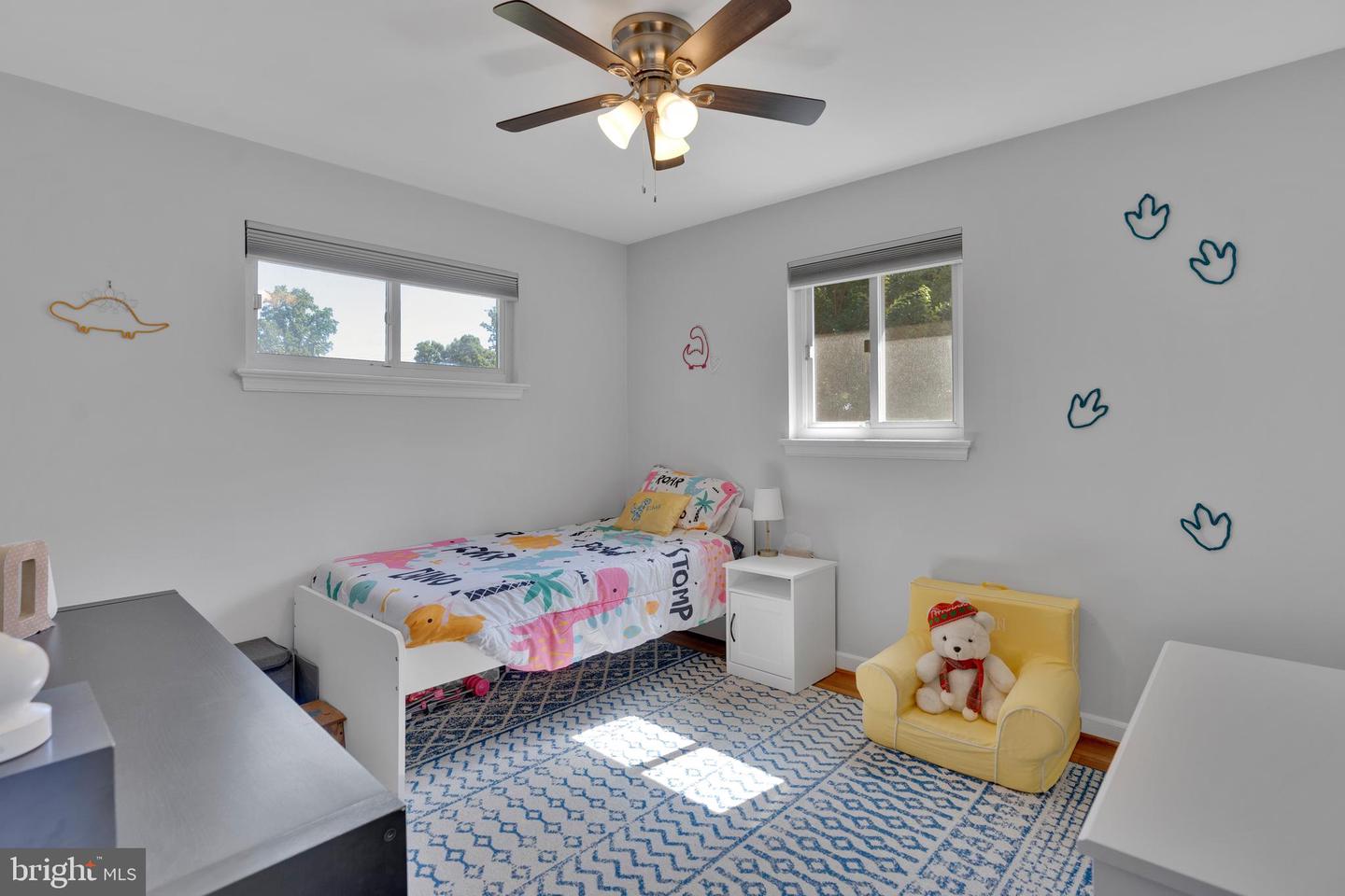 3252 HOLLY HILL DR, FALLS CHURCH, Virginia 22042, 4 Bedrooms Bedrooms, ,1 BathroomBathrooms,Residential,For sale,3252 HOLLY HILL DR,VAFX2275086 MLS # VAFX2275086 3252 HOLLY HILL DR, FALLS CHURCH, Virginia 22042, 4 Bedrooms Bedrooms, ,1 BathroomBathrooms,Residential,For sale,3252 HOLLY HILL DR,VAFX2275086 MLS # VAFX2275086