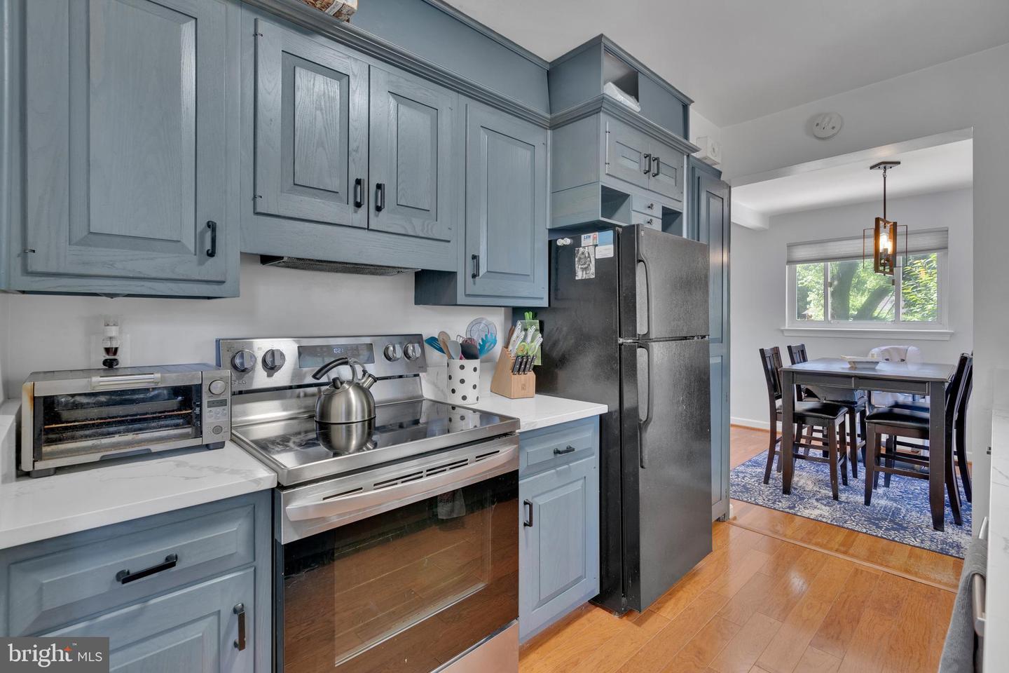3252 HOLLY HILL DR, FALLS CHURCH, Virginia 22042, 4 Bedrooms Bedrooms, ,1 BathroomBathrooms,Residential,For sale,3252 HOLLY HILL DR,VAFX2275086 MLS # VAFX2275086 3252 HOLLY HILL DR, FALLS CHURCH, Virginia 22042, 4 Bedrooms Bedrooms, ,1 BathroomBathrooms,Residential,For sale,3252 HOLLY HILL DR,VAFX2275086 MLS # VAFX2275086