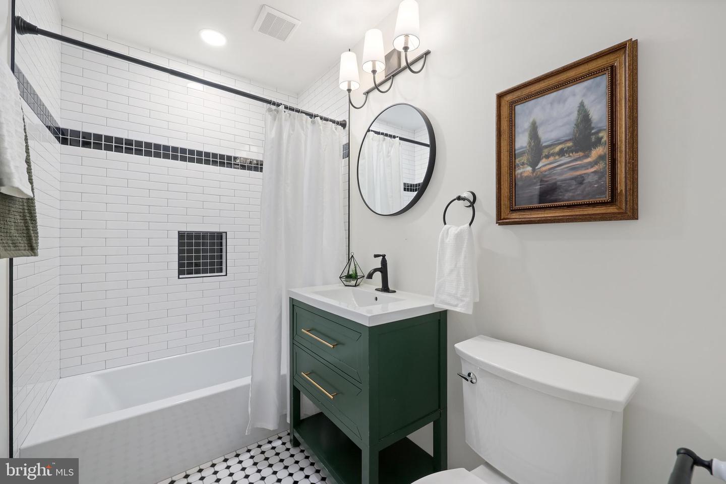 3016 WOODLAWN AVE, FALLS CHURCH, Virginia 22042, 5 Bedrooms Bedrooms, ,3 BathroomsBathrooms,Residential,For sale,3016 WOODLAWN AVE,VAFX2275096 MLS # VAFX2275096 3016 WOODLAWN AVE, FALLS CHURCH, Virginia 22042, 5 Bedrooms Bedrooms, ,3 BathroomsBathrooms,Residential,For sale,3016 WOODLAWN AVE,VAFX2275096 MLS # VAFX2275096