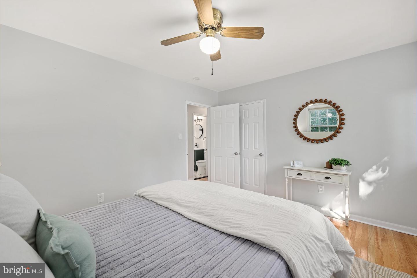 3016 WOODLAWN AVE, FALLS CHURCH, Virginia 22042, 5 Bedrooms Bedrooms, ,3 BathroomsBathrooms,Residential,For sale,3016 WOODLAWN AVE,VAFX2275096 MLS # VAFX2275096 3016 WOODLAWN AVE, FALLS CHURCH, Virginia 22042, 5 Bedrooms Bedrooms, ,3 BathroomsBathrooms,Residential,For sale,3016 WOODLAWN AVE,VAFX2275096 MLS # VAFX2275096