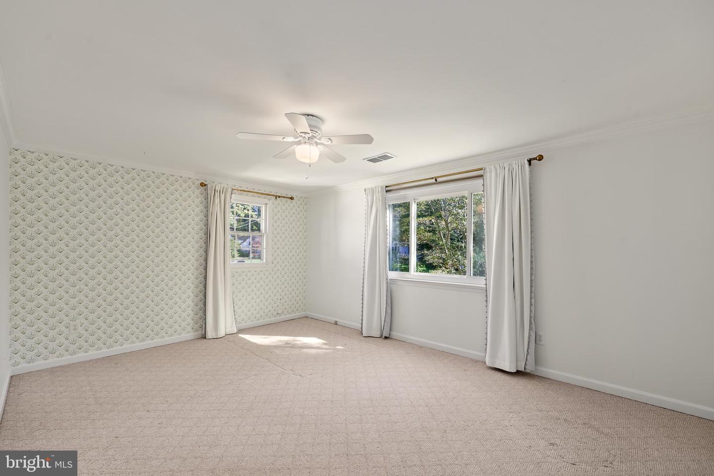 3016 WOODLAWN AVE, FALLS CHURCH, Virginia 22042, 5 Bedrooms Bedrooms, ,3 BathroomsBathrooms,Residential,For sale,3016 WOODLAWN AVE,VAFX2275096 MLS # VAFX2275096 3016 WOODLAWN AVE, FALLS CHURCH, Virginia 22042, 5 Bedrooms Bedrooms, ,3 BathroomsBathrooms,Residential,For sale,3016 WOODLAWN AVE,VAFX2275096 MLS # VAFX2275096