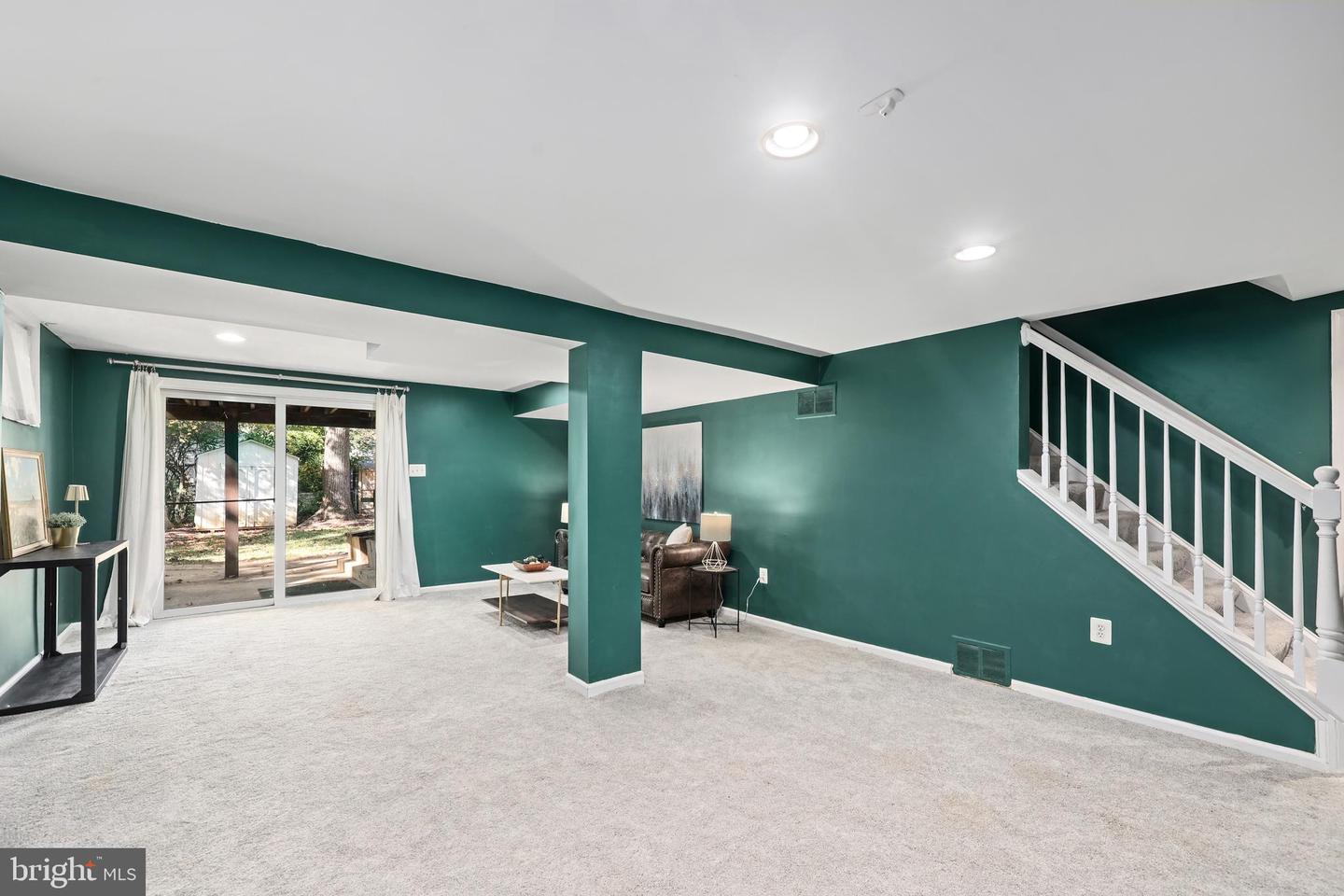 3016 WOODLAWN AVE, FALLS CHURCH, Virginia 22042, 5 Bedrooms Bedrooms, ,3 BathroomsBathrooms,Residential,For sale,3016 WOODLAWN AVE,VAFX2275096 MLS # VAFX2275096 3016 WOODLAWN AVE, FALLS CHURCH, Virginia 22042, 5 Bedrooms Bedrooms, ,3 BathroomsBathrooms,Residential,For sale,3016 WOODLAWN AVE,VAFX2275096 MLS # VAFX2275096