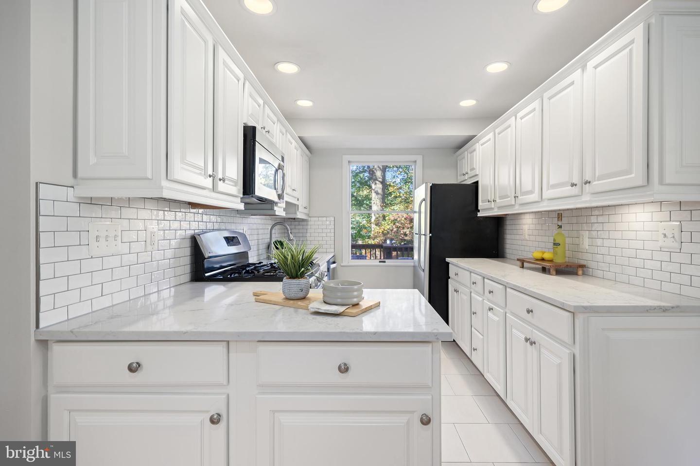 3016 WOODLAWN AVE, FALLS CHURCH, Virginia 22042, 5 Bedrooms Bedrooms, ,3 BathroomsBathrooms,Residential,For sale,3016 WOODLAWN AVE,VAFX2275096 MLS # VAFX2275096 3016 WOODLAWN AVE, FALLS CHURCH, Virginia 22042, 5 Bedrooms Bedrooms, ,3 BathroomsBathrooms,Residential,For sale,3016 WOODLAWN AVE,VAFX2275096 MLS # VAFX2275096