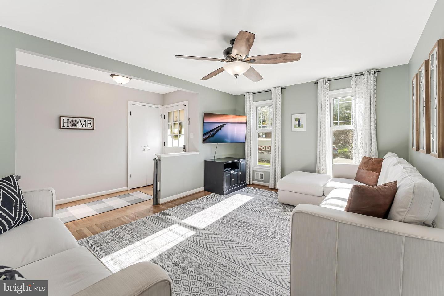 14714 CRANOKE ST, CENTREVILLE, Virginia 20120, 3 Bedrooms Bedrooms, ,2 BathroomsBathrooms,Residential,For sale,14714 CRANOKE ST,VAFX2275124 MLS # VAFX2275124 14714 CRANOKE ST, CENTREVILLE, Virginia 20120, 3 Bedrooms Bedrooms, ,2 BathroomsBathrooms,Residential,For sale,14714 CRANOKE ST,VAFX2275124 MLS # VAFX2275124