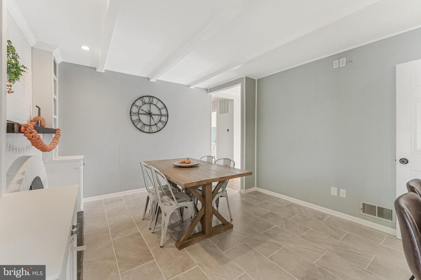 14714 CRANOKE ST, CENTREVILLE, Virginia 20120, 3 Bedrooms Bedrooms, ,2 BathroomsBathrooms,Residential,For sale,14714 CRANOKE ST,VAFX2275124 MLS # VAFX2275124 14714 CRANOKE ST, CENTREVILLE, Virginia 20120, 3 Bedrooms Bedrooms, ,2 BathroomsBathrooms,Residential,For sale,14714 CRANOKE ST,VAFX2275124 MLS # VAFX2275124