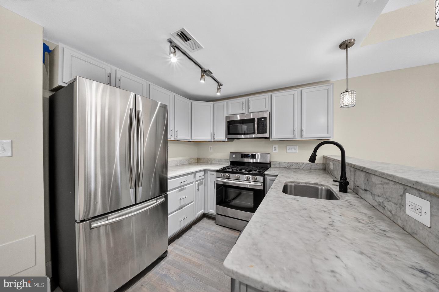4642 HAYES ST NE, WASHINGTON, District Of Columbia 20019, 3 Bedrooms Bedrooms, 4 Rooms Rooms,1 BathroomBathrooms,Residential,For sale,4642 HAYES ST NE,DCDC2227716 MLS # DCDC2227716 4642 HAYES ST NE, WASHINGTON, District Of Columbia 20019, 3 Bedrooms Bedrooms, 4 Rooms Rooms,1 BathroomBathrooms,Residential,For sale,4642 HAYES ST NE,DCDC2227716 MLS # DCDC2227716