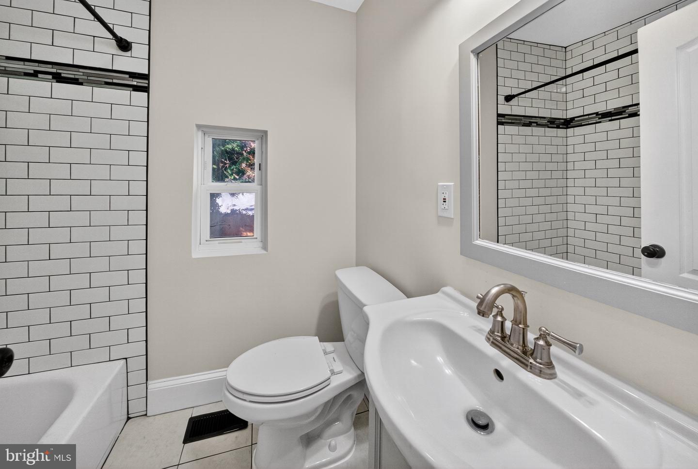 4642 HAYES ST NE, WASHINGTON, District Of Columbia 20019, 3 Bedrooms Bedrooms, 4 Rooms Rooms,1 BathroomBathrooms,Residential,For sale,4642 HAYES ST NE,DCDC2227716 MLS # DCDC2227716 4642 HAYES ST NE, WASHINGTON, District Of Columbia 20019, 3 Bedrooms Bedrooms, 4 Rooms Rooms,1 BathroomBathrooms,Residential,For sale,4642 HAYES ST NE,DCDC2227716 MLS # DCDC2227716