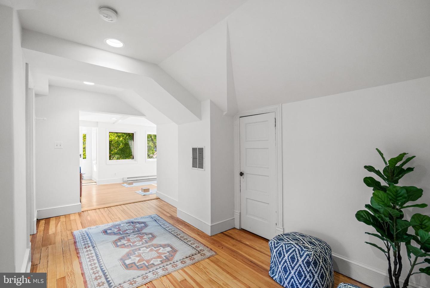 3214 NEWARK ST NW, WASHINGTON, District Of Columbia 20008, 5 Bedrooms Bedrooms, ,3 BathroomsBathrooms,Residential,For sale,3214 NEWARK ST NW,DCDC2227632 MLS # DCDC2227632 3214 NEWARK ST NW, WASHINGTON, District Of Columbia 20008, 5 Bedrooms Bedrooms, ,3 BathroomsBathrooms,Residential,For sale,3214 NEWARK ST NW,DCDC2227632 MLS # DCDC2227632