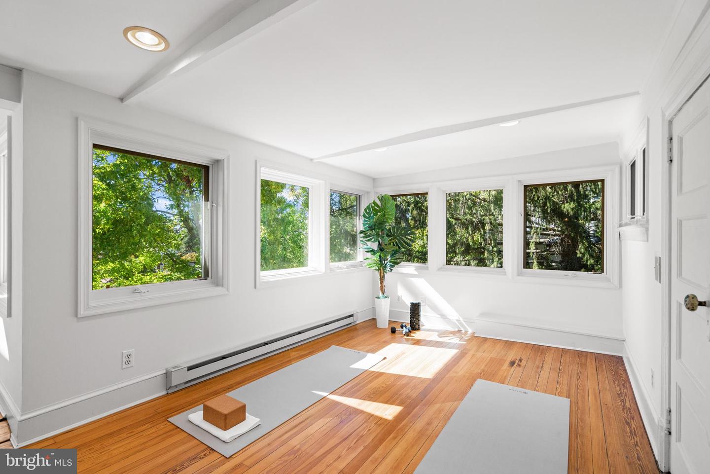 3214 NEWARK ST NW, WASHINGTON, District Of Columbia 20008, 5 Bedrooms Bedrooms, ,3 BathroomsBathrooms,Residential,For sale,3214 NEWARK ST NW,DCDC2227632 MLS # DCDC2227632 3214 NEWARK ST NW, WASHINGTON, District Of Columbia 20008, 5 Bedrooms Bedrooms, ,3 BathroomsBathrooms,Residential,For sale,3214 NEWARK ST NW,DCDC2227632 MLS # DCDC2227632