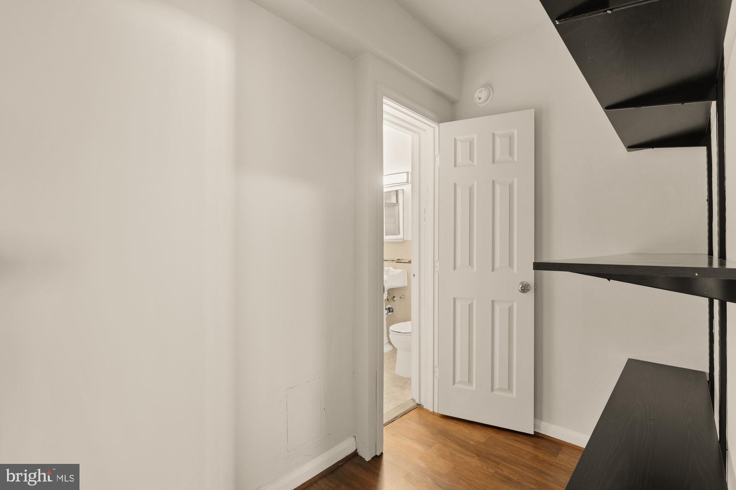 1 SCOTT CIR NW #719, WASHINGTON, District Of Columbia 20036, 1 Bedroom Bedrooms, ,1 BathroomBathrooms,Residential,For sale,1 SCOTT CIR NW #719,DCDC2227942 MLS # DCDC2227942 1 SCOTT CIR NW #719, WASHINGTON, District Of Columbia 20036, 1 Bedroom Bedrooms, ,1 BathroomBathrooms,Residential,For sale,1 SCOTT CIR NW #719,DCDC2227942 MLS # DCDC2227942