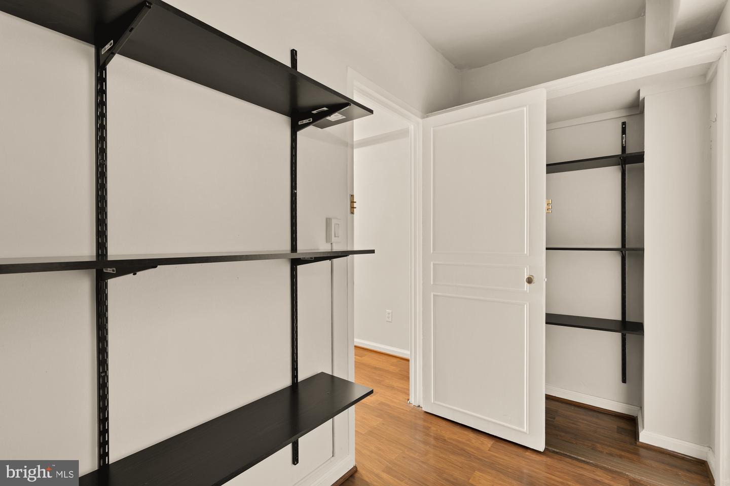 1 SCOTT CIR NW #719, WASHINGTON, District Of Columbia 20036, 1 Bedroom Bedrooms, ,1 BathroomBathrooms,Residential,For sale,1 SCOTT CIR NW #719,DCDC2227942 MLS # DCDC2227942 1 SCOTT CIR NW #719, WASHINGTON, District Of Columbia 20036, 1 Bedroom Bedrooms, ,1 BathroomBathrooms,Residential,For sale,1 SCOTT CIR NW #719,DCDC2227942 MLS # DCDC2227942