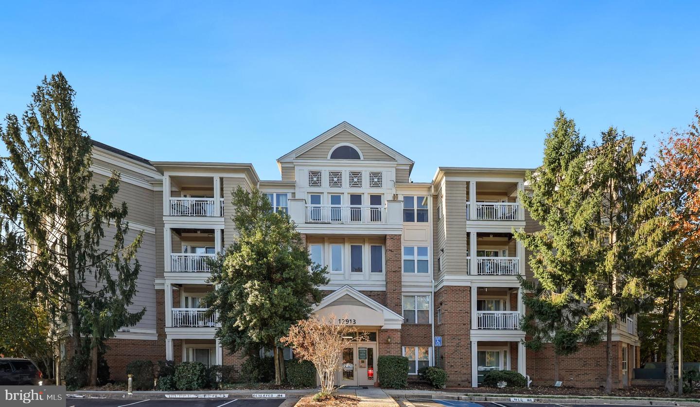 12913 ALTON SQ #210, HERNDON, Virginia 20170, 2 Bedrooms Bedrooms, ,2 BathroomsBathrooms,Residential,For sale,12913 ALTON SQ #210,VAFX2275228 MLS # VAFX2275228 12913 ALTON SQ #210, HERNDON, Virginia 20170, 2 Bedrooms Bedrooms, ,2 BathroomsBathrooms,Residential,For sale,12913 ALTON SQ #210,VAFX2275228 MLS # VAFX2275228