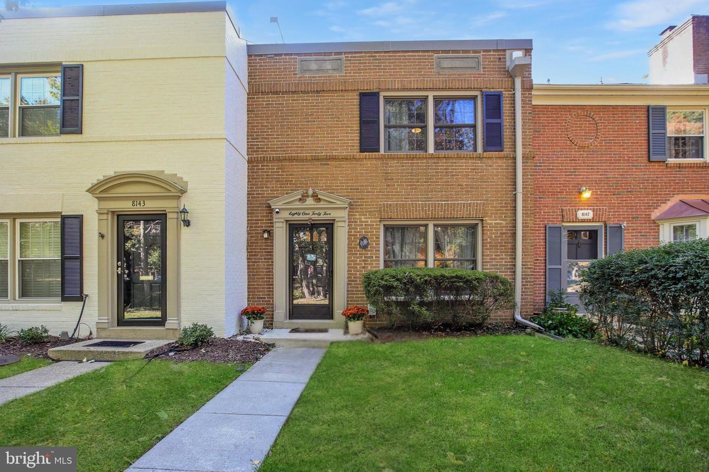 8145 CARRLEIGH PKWY, SPRINGFIELD, Virginia 22152, 2 Bedrooms Bedrooms, ,1 BathroomBathrooms,Residential,For sale,8145 CARRLEIGH PKWY,VAFX2275260 MLS # VAFX2275260 8145 CARRLEIGH PKWY, SPRINGFIELD, Virginia 22152, 2 Bedrooms Bedrooms, ,1 BathroomBathrooms,Residential,For sale,8145 CARRLEIGH PKWY,VAFX2275260 MLS # VAFX2275260