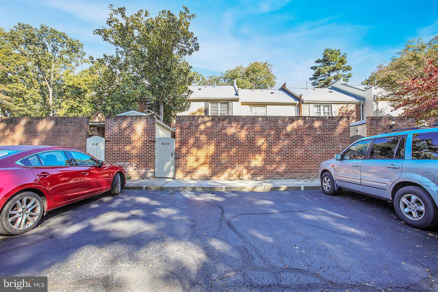 8145 CARRLEIGH PKWY, SPRINGFIELD, Virginia 22152, 2 Bedrooms Bedrooms, ,1 BathroomBathrooms,Residential,For sale,8145 CARRLEIGH PKWY,VAFX2275260 MLS # VAFX2275260 8145 CARRLEIGH PKWY, SPRINGFIELD, Virginia 22152, 2 Bedrooms Bedrooms, ,1 BathroomBathrooms,Residential,For sale,8145 CARRLEIGH PKWY,VAFX2275260 MLS # VAFX2275260