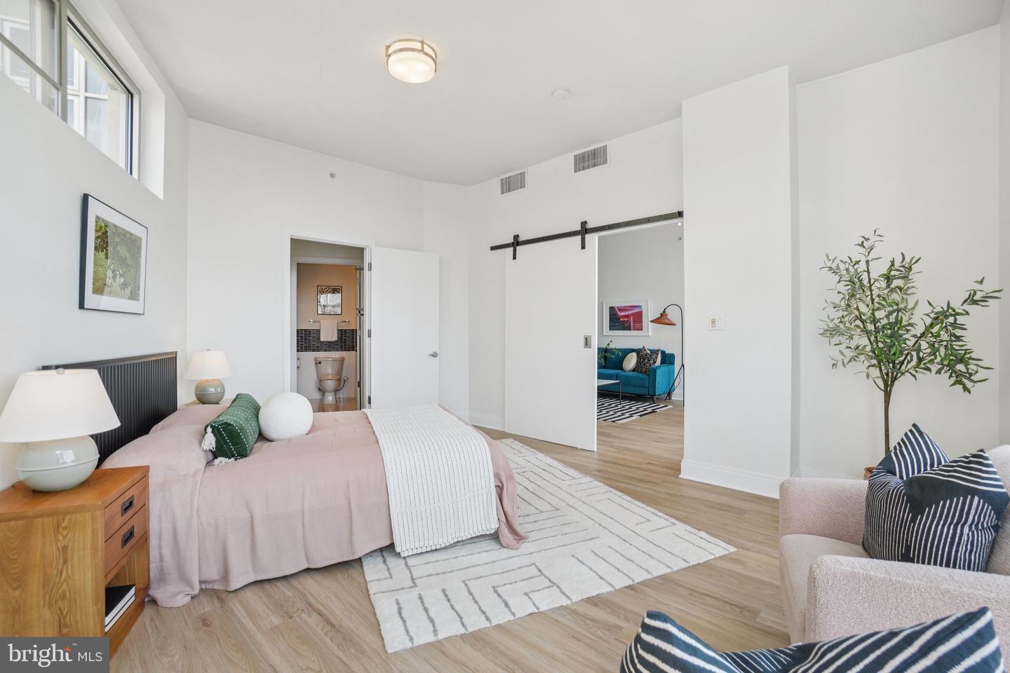 919 FLORIDA AVE NW #606, WASHINGTON, District Of Columbia 20001, 2 Bedrooms Bedrooms, ,1 BathroomBathrooms,Residential,For sale,919 FLORIDA AVE NW #606,DCDC2227928 MLS # DCDC2227928 919 FLORIDA AVE NW #606, WASHINGTON, District Of Columbia 20001, 2 Bedrooms Bedrooms, ,1 BathroomBathrooms,Residential,For sale,919 FLORIDA AVE NW #606,DCDC2227928 MLS # DCDC2227928