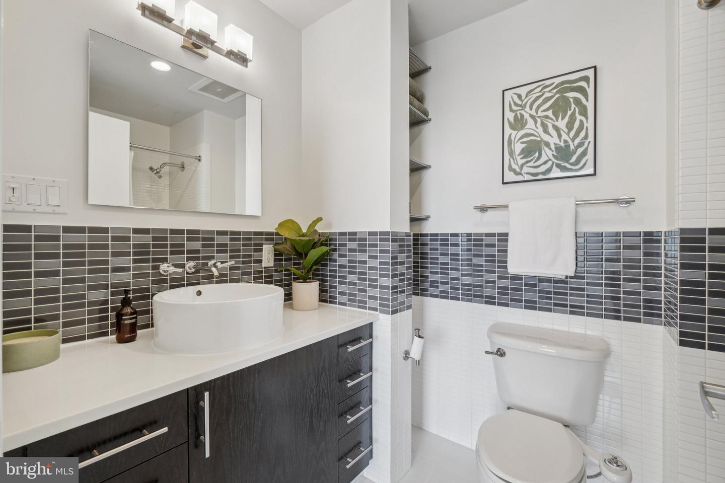919 FLORIDA AVE NW #606, WASHINGTON, District Of Columbia 20001, 2 Bedrooms Bedrooms, ,1 BathroomBathrooms,Residential,For sale,919 FLORIDA AVE NW #606,DCDC2227928 MLS # DCDC2227928 919 FLORIDA AVE NW #606, WASHINGTON, District Of Columbia 20001, 2 Bedrooms Bedrooms, ,1 BathroomBathrooms,Residential,For sale,919 FLORIDA AVE NW #606,DCDC2227928 MLS # DCDC2227928