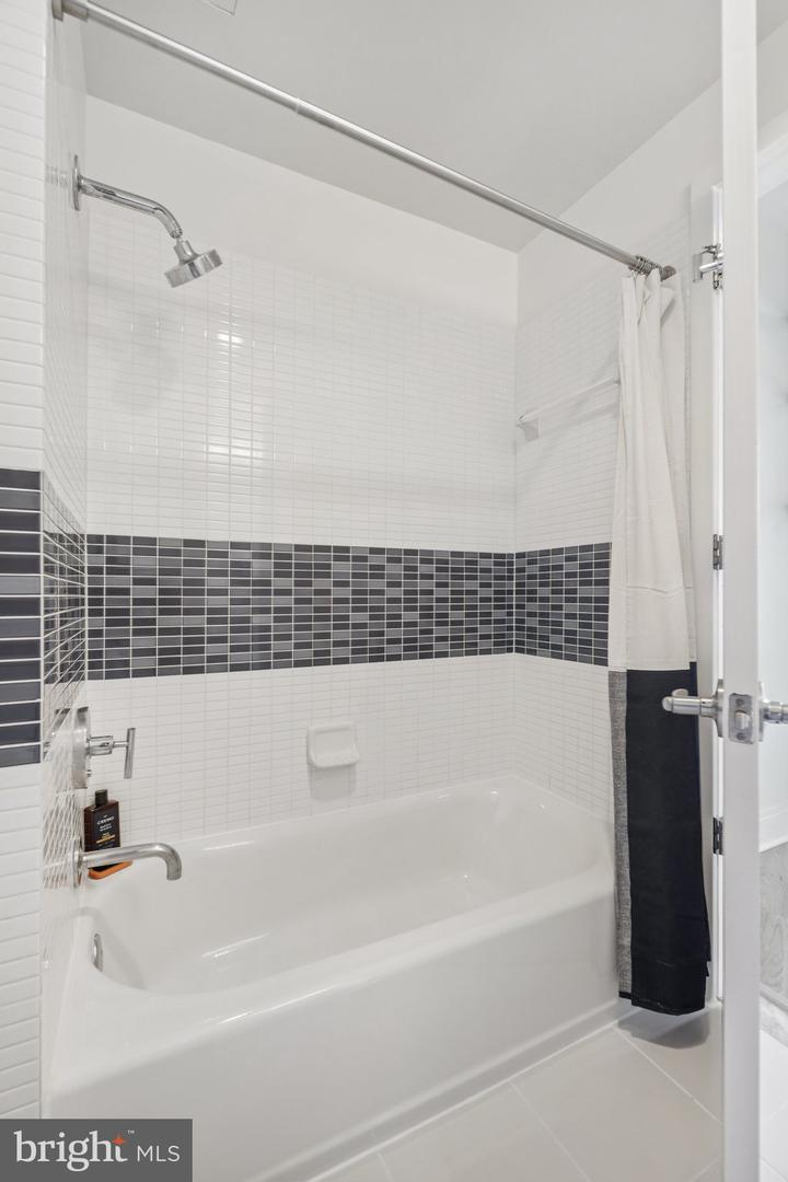 919 FLORIDA AVE NW #606, WASHINGTON, District Of Columbia 20001, 2 Bedrooms Bedrooms, ,1 BathroomBathrooms,Residential,For sale,919 FLORIDA AVE NW #606,DCDC2227928 MLS # DCDC2227928 919 FLORIDA AVE NW #606, WASHINGTON, District Of Columbia 20001, 2 Bedrooms Bedrooms, ,1 BathroomBathrooms,Residential,For sale,919 FLORIDA AVE NW #606,DCDC2227928 MLS # DCDC2227928