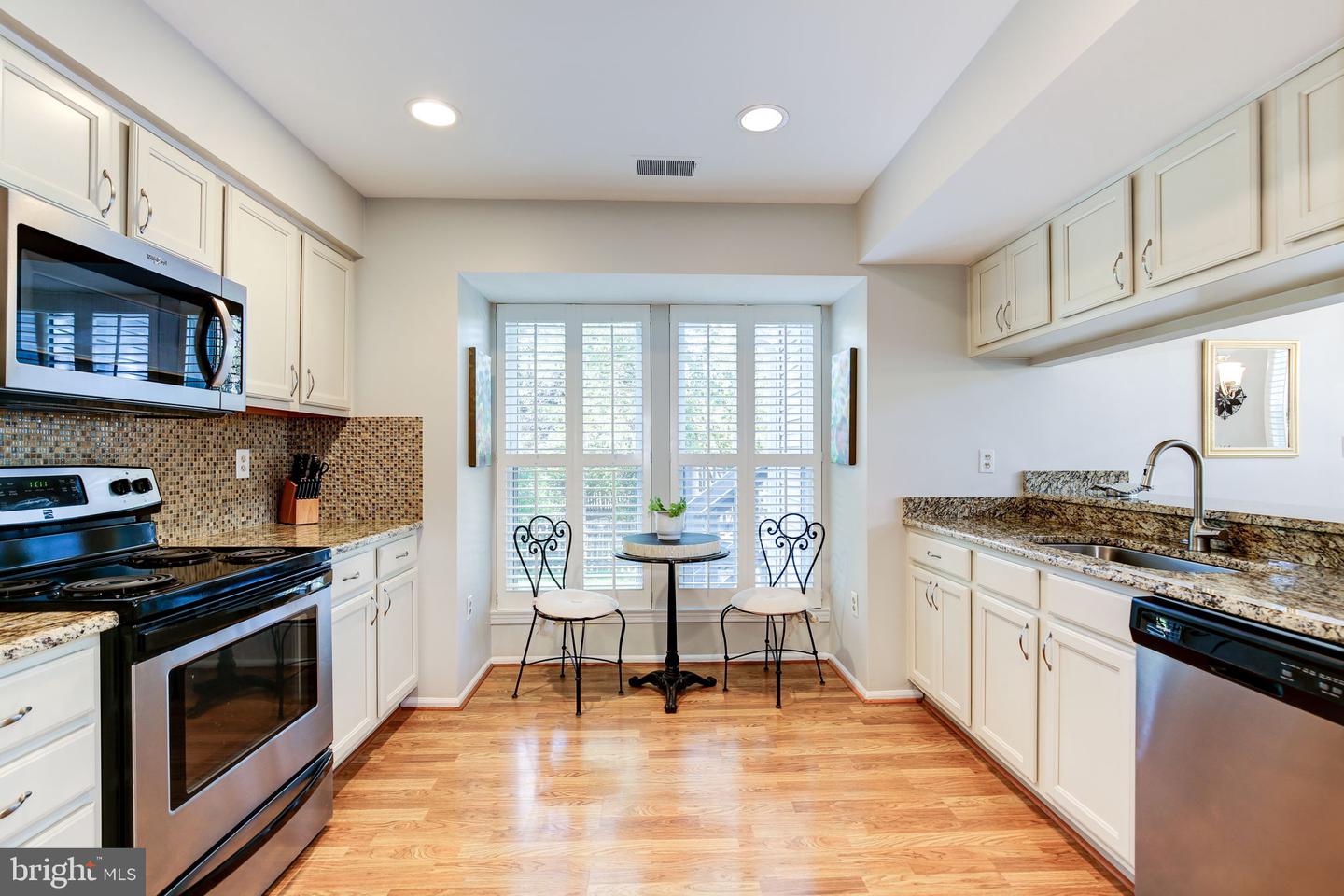 13607 SOFT BREEZE CT, HERNDON, Virginia 20171, 2 Bedrooms Bedrooms, ,2 BathroomsBathrooms,Residential,For sale,13607 SOFT BREEZE CT,VAFX2275322 MLS # VAFX2275322 13607 SOFT BREEZE CT, HERNDON, Virginia 20171, 2 Bedrooms Bedrooms, ,2 BathroomsBathrooms,Residential,For sale,13607 SOFT BREEZE CT,VAFX2275322 MLS # VAFX2275322