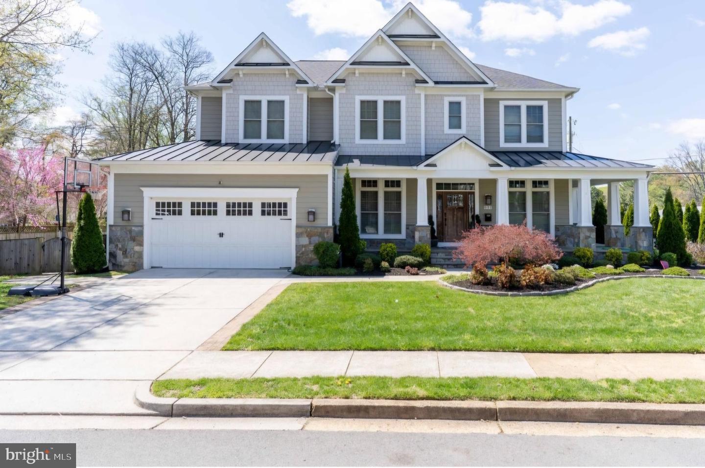 801 MEADOW LN SW, VIENNA, Virginia 22180, 6 Bedrooms Bedrooms, ,6 BathroomsBathrooms,Residential,For sale,801 MEADOW LN SW,VAFX2275326 MLS # VAFX2275326 801 MEADOW LN SW, VIENNA, Virginia 22180, 6 Bedrooms Bedrooms, ,6 BathroomsBathrooms,Residential,For sale,801 MEADOW LN SW,VAFX2275326 MLS # VAFX2275326