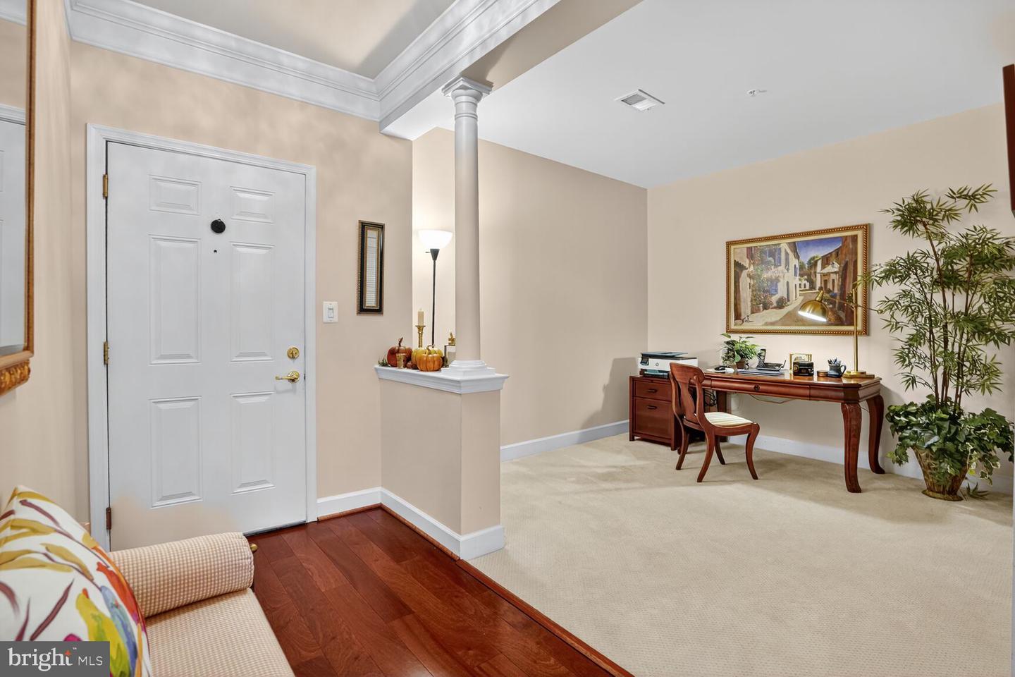 7065 HERITAGE HUNT DR #203, GAINESVILLE, Virginia 20155, 2 Bedrooms Bedrooms, ,2 BathroomsBathrooms,Residential,For sale,7065 HERITAGE HUNT DR #203,VAPW2106402 MLS # VAPW2106402 7065 HERITAGE HUNT DR #203, GAINESVILLE, Virginia 20155, 2 Bedrooms Bedrooms, ,2 BathroomsBathrooms,Residential,For sale,7065 HERITAGE HUNT DR #203,VAPW2106402 MLS # VAPW2106402