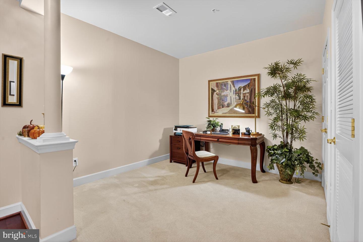 7065 HERITAGE HUNT DR #203, GAINESVILLE, Virginia 20155, 2 Bedrooms Bedrooms, ,2 BathroomsBathrooms,Residential,For sale,7065 HERITAGE HUNT DR #203,VAPW2106402 MLS # VAPW2106402 7065 HERITAGE HUNT DR #203, GAINESVILLE, Virginia 20155, 2 Bedrooms Bedrooms, ,2 BathroomsBathrooms,Residential,For sale,7065 HERITAGE HUNT DR #203,VAPW2106402 MLS # VAPW2106402