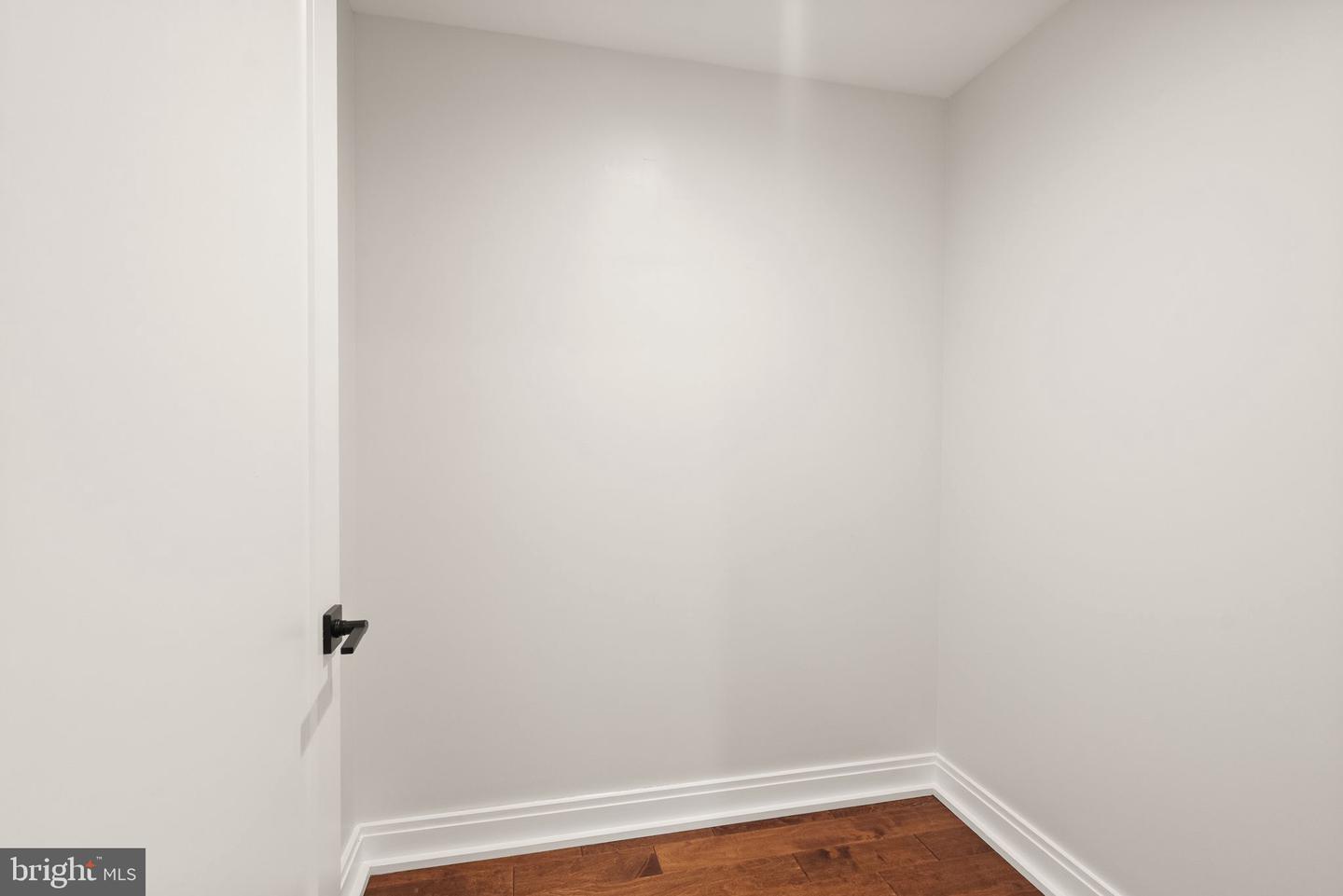 1111 PENNSYLVANIA AVE SE #304, WASHINGTON, District Of Columbia 20003, 2 Bedrooms Bedrooms, ,2 BathroomsBathrooms,Residential,For sale,1111 PENNSYLVANIA AVE SE #304,DCDC2228066 MLS # DCDC2228066 1111 PENNSYLVANIA AVE SE #304, WASHINGTON, District Of Columbia 20003, 2 Bedrooms Bedrooms, ,2 BathroomsBathrooms,Residential,For sale,1111 PENNSYLVANIA AVE SE #304,DCDC2228066 MLS # DCDC2228066