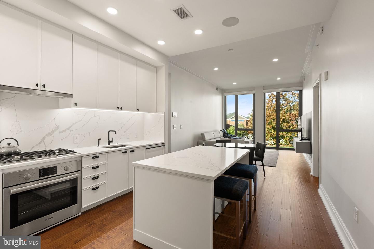 1111 PENNSYLVANIA AVE SE #304, WASHINGTON, District Of Columbia 20003, 2 Bedrooms Bedrooms, ,2 BathroomsBathrooms,Residential,For sale,1111 PENNSYLVANIA AVE SE #304,DCDC2228066 MLS # DCDC2228066 1111 PENNSYLVANIA AVE SE #304, WASHINGTON, District Of Columbia 20003, 2 Bedrooms Bedrooms, ,2 BathroomsBathrooms,Residential,For sale,1111 PENNSYLVANIA AVE SE #304,DCDC2228066 MLS # DCDC2228066