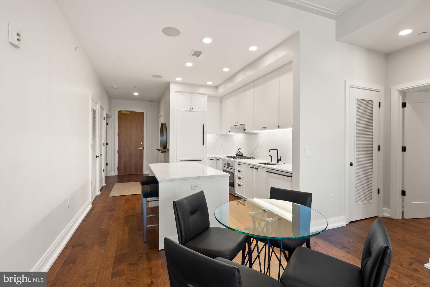 1111 PENNSYLVANIA AVE SE #304, WASHINGTON, District Of Columbia 20003, 2 Bedrooms Bedrooms, ,2 BathroomsBathrooms,Residential,For sale,1111 PENNSYLVANIA AVE SE #304,DCDC2228066 MLS # DCDC2228066 1111 PENNSYLVANIA AVE SE #304, WASHINGTON, District Of Columbia 20003, 2 Bedrooms Bedrooms, ,2 BathroomsBathrooms,Residential,For sale,1111 PENNSYLVANIA AVE SE #304,DCDC2228066 MLS # DCDC2228066