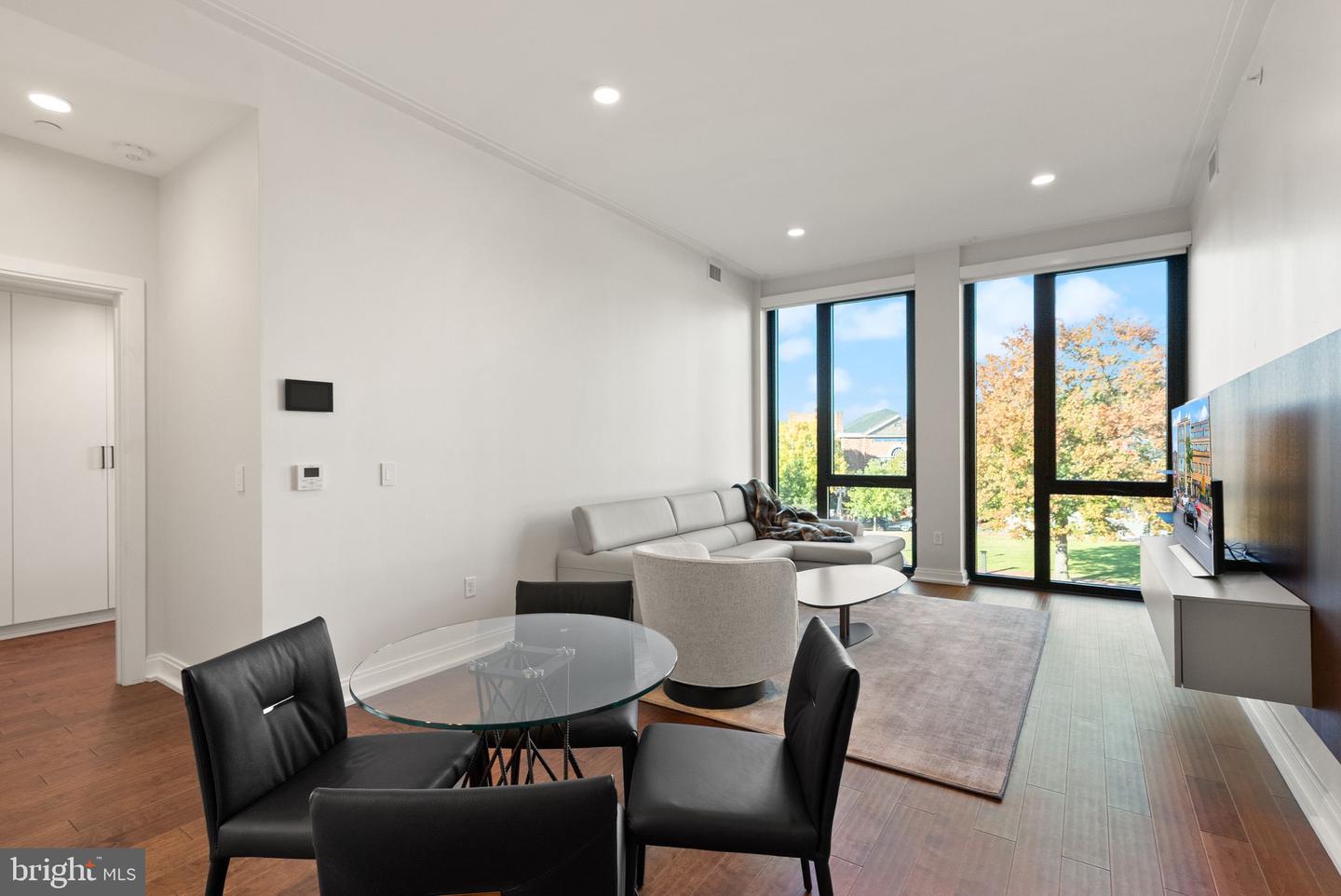 1111 PENNSYLVANIA AVE SE #304, WASHINGTON, District Of Columbia 20003, 2 Bedrooms Bedrooms, ,2 BathroomsBathrooms,Residential,For sale,1111 PENNSYLVANIA AVE SE #304,DCDC2228066 MLS # DCDC2228066 1111 PENNSYLVANIA AVE SE #304, WASHINGTON, District Of Columbia 20003, 2 Bedrooms Bedrooms, ,2 BathroomsBathrooms,Residential,For sale,1111 PENNSYLVANIA AVE SE #304,DCDC2228066 MLS # DCDC2228066