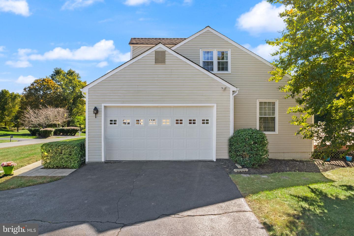 1398 PARK LAKE DR, RESTON, Virginia 20190, 4 Bedrooms Bedrooms, ,3 BathroomsBathrooms,Residential,For sale,1398 PARK LAKE DR,VAFX2275472 MLS # VAFX2275472 1398 PARK LAKE DR, RESTON, Virginia 20190, 4 Bedrooms Bedrooms, ,3 BathroomsBathrooms,Residential,For sale,1398 PARK LAKE DR,VAFX2275472 MLS # VAFX2275472
