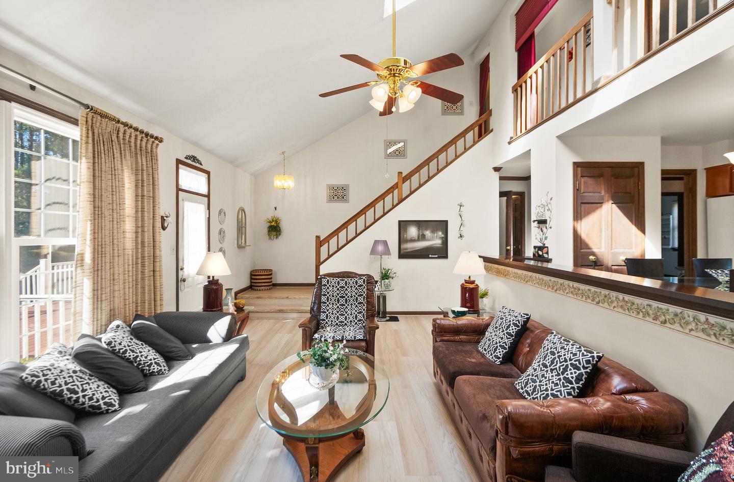 1398 PARK LAKE DR, RESTON, Virginia 20190, 4 Bedrooms Bedrooms, ,3 BathroomsBathrooms,Residential,For sale,1398 PARK LAKE DR,VAFX2275472 MLS # VAFX2275472 1398 PARK LAKE DR, RESTON, Virginia 20190, 4 Bedrooms Bedrooms, ,3 BathroomsBathrooms,Residential,For sale,1398 PARK LAKE DR,VAFX2275472 MLS # VAFX2275472