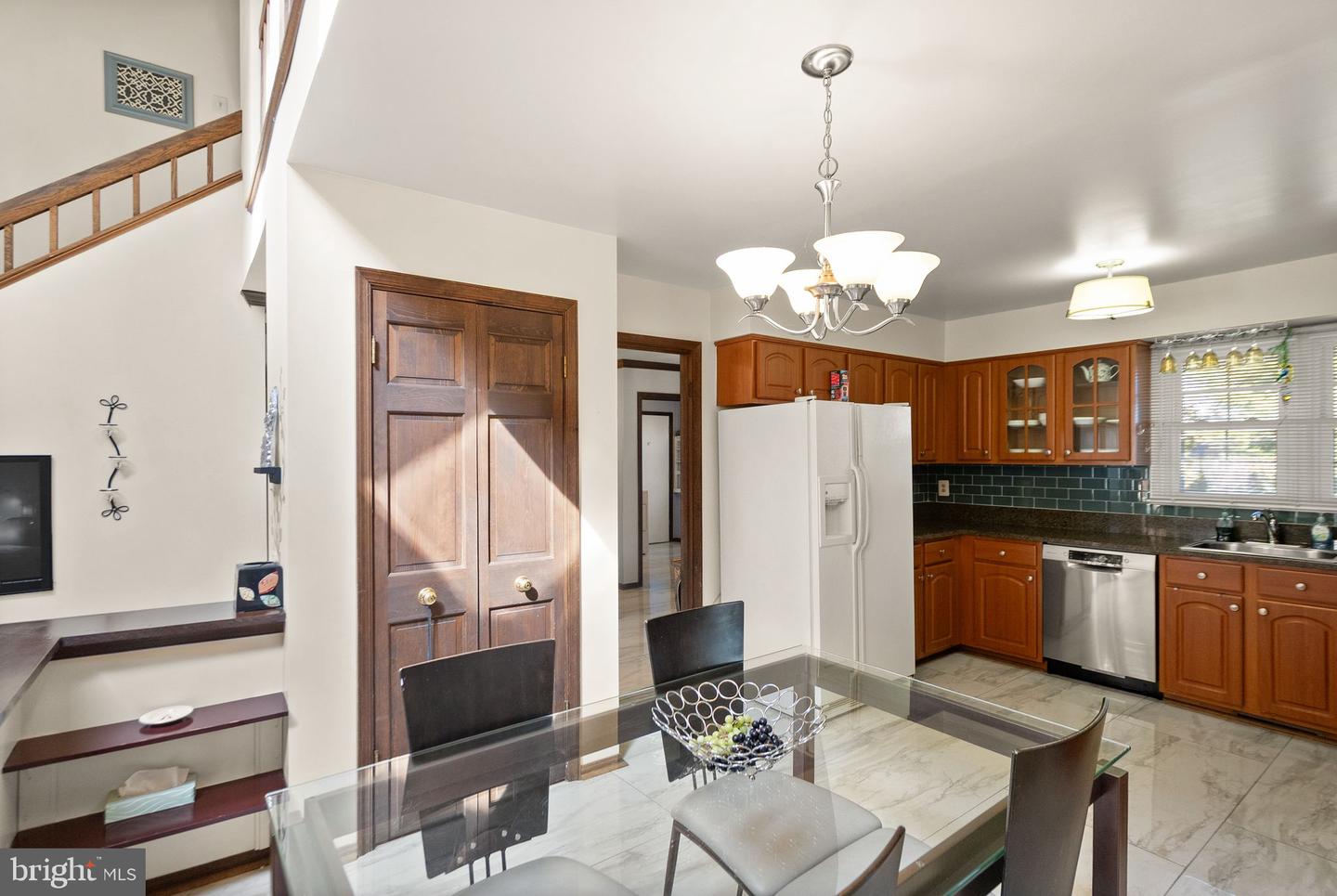 1398 PARK LAKE DR, RESTON, Virginia 20190, 4 Bedrooms Bedrooms, ,3 BathroomsBathrooms,Residential,For sale,1398 PARK LAKE DR,VAFX2275472 MLS # VAFX2275472 1398 PARK LAKE DR, RESTON, Virginia 20190, 4 Bedrooms Bedrooms, ,3 BathroomsBathrooms,Residential,For sale,1398 PARK LAKE DR,VAFX2275472 MLS # VAFX2275472