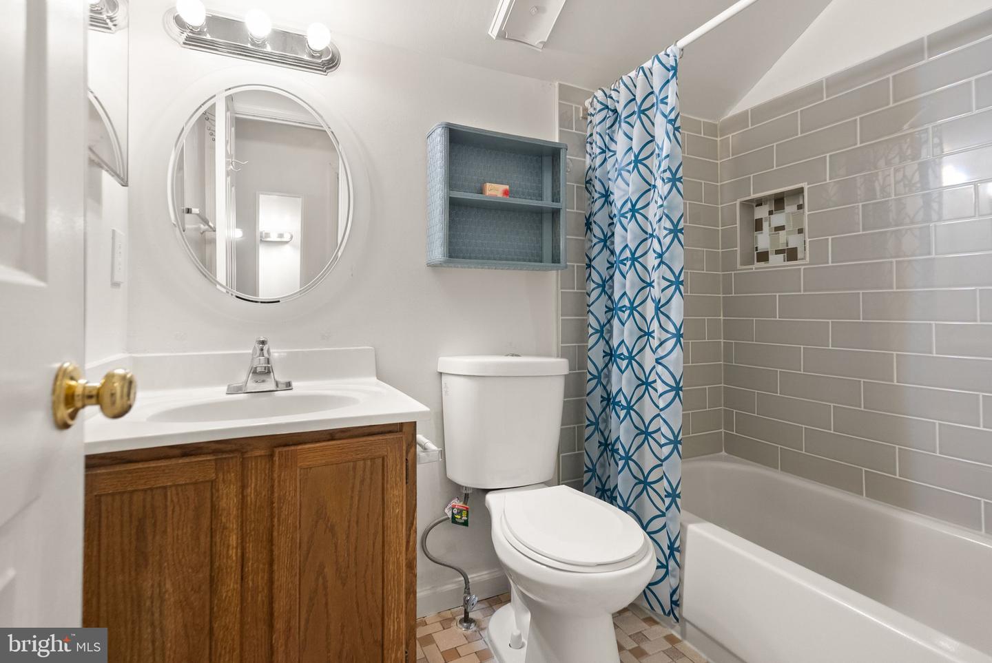 1398 PARK LAKE DR, RESTON, Virginia 20190, 4 Bedrooms Bedrooms, ,3 BathroomsBathrooms,Residential,For sale,1398 PARK LAKE DR,VAFX2275472 MLS # VAFX2275472 1398 PARK LAKE DR, RESTON, Virginia 20190, 4 Bedrooms Bedrooms, ,3 BathroomsBathrooms,Residential,For sale,1398 PARK LAKE DR,VAFX2275472 MLS # VAFX2275472