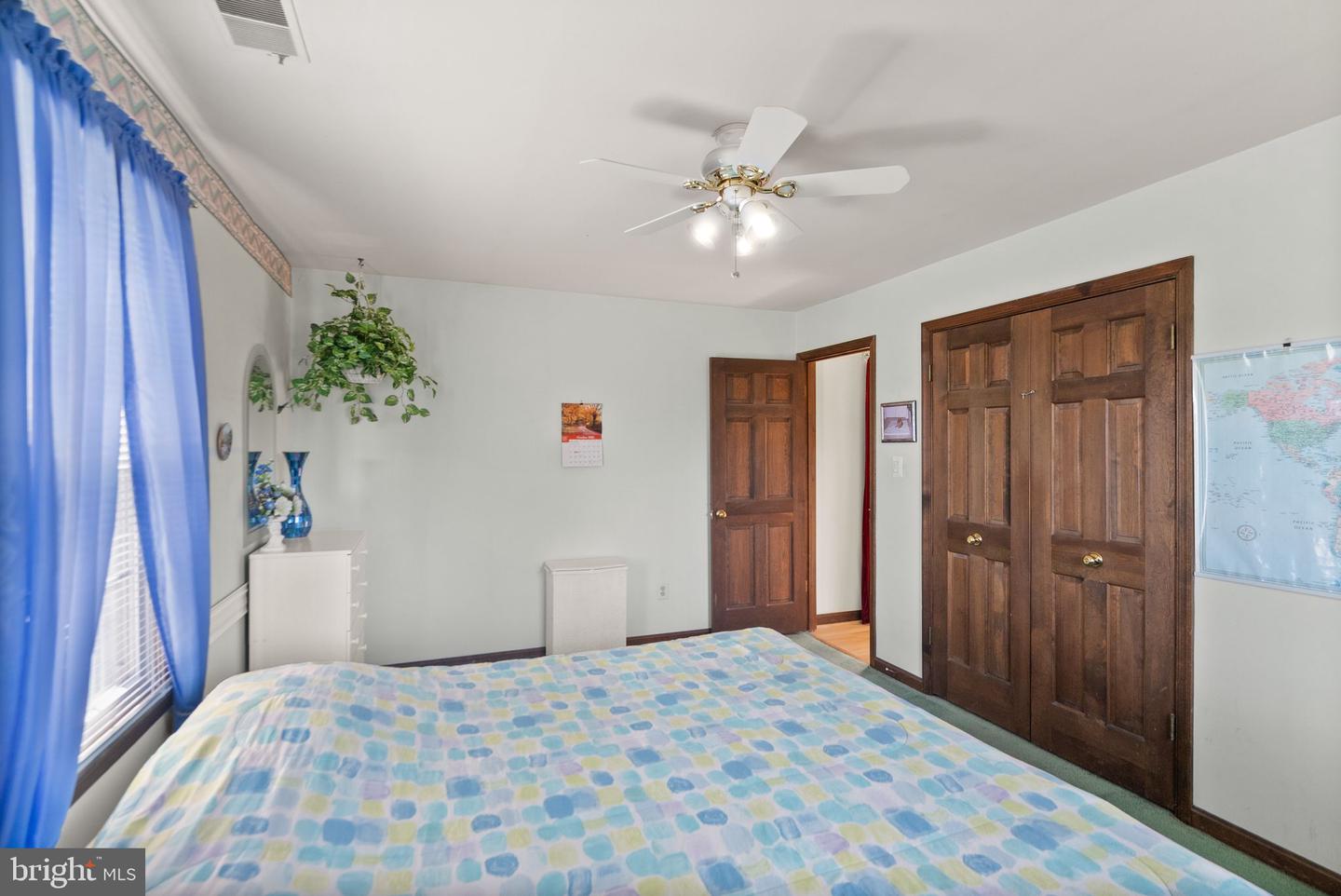 1398 PARK LAKE DR, RESTON, Virginia 20190, 4 Bedrooms Bedrooms, ,3 BathroomsBathrooms,Residential,For sale,1398 PARK LAKE DR,VAFX2275472 MLS # VAFX2275472 1398 PARK LAKE DR, RESTON, Virginia 20190, 4 Bedrooms Bedrooms, ,3 BathroomsBathrooms,Residential,For sale,1398 PARK LAKE DR,VAFX2275472 MLS # VAFX2275472