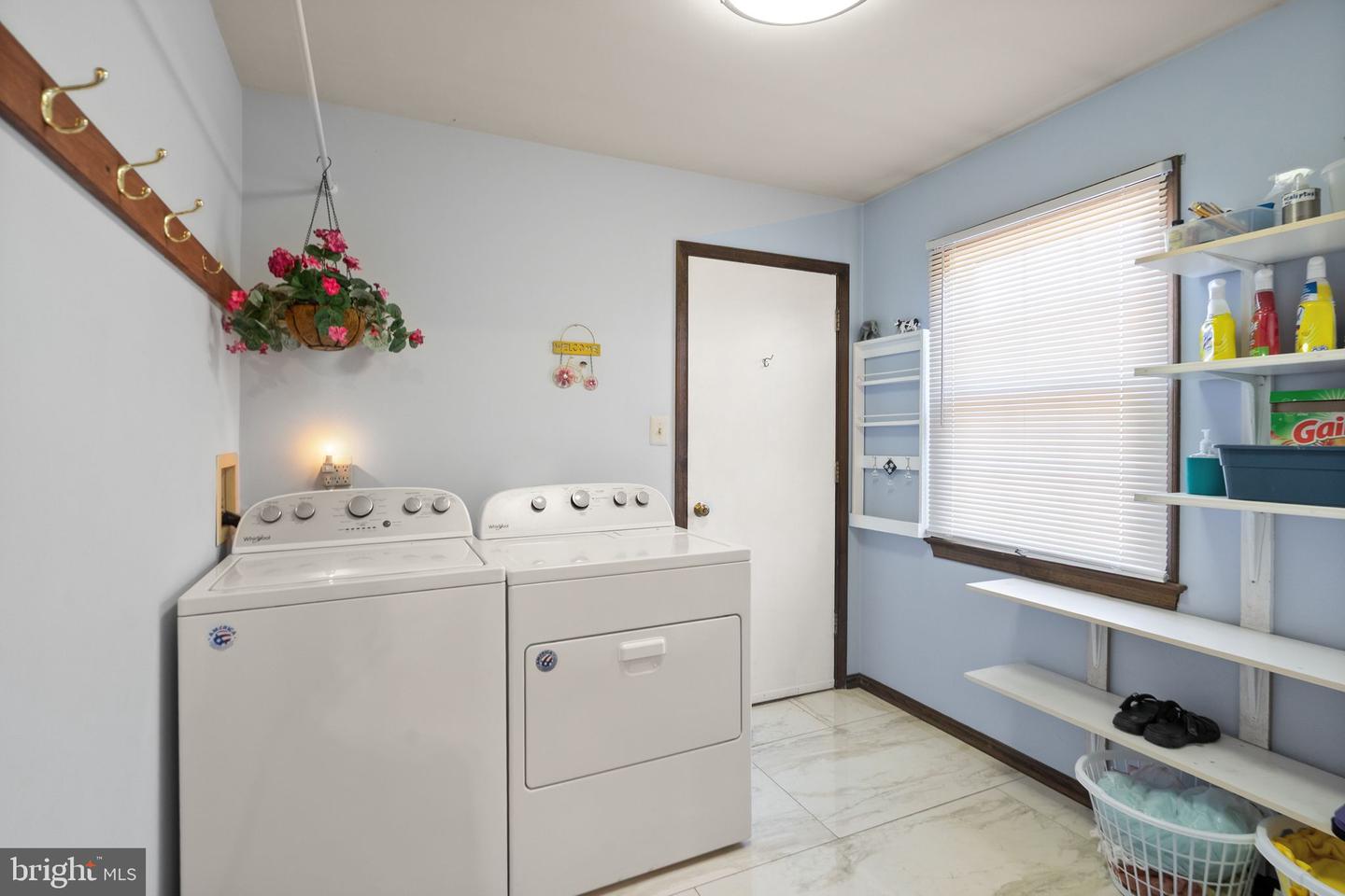 1398 PARK LAKE DR, RESTON, Virginia 20190, 4 Bedrooms Bedrooms, ,3 BathroomsBathrooms,Residential,For sale,1398 PARK LAKE DR,VAFX2275472 MLS # VAFX2275472 1398 PARK LAKE DR, RESTON, Virginia 20190, 4 Bedrooms Bedrooms, ,3 BathroomsBathrooms,Residential,For sale,1398 PARK LAKE DR,VAFX2275472 MLS # VAFX2275472