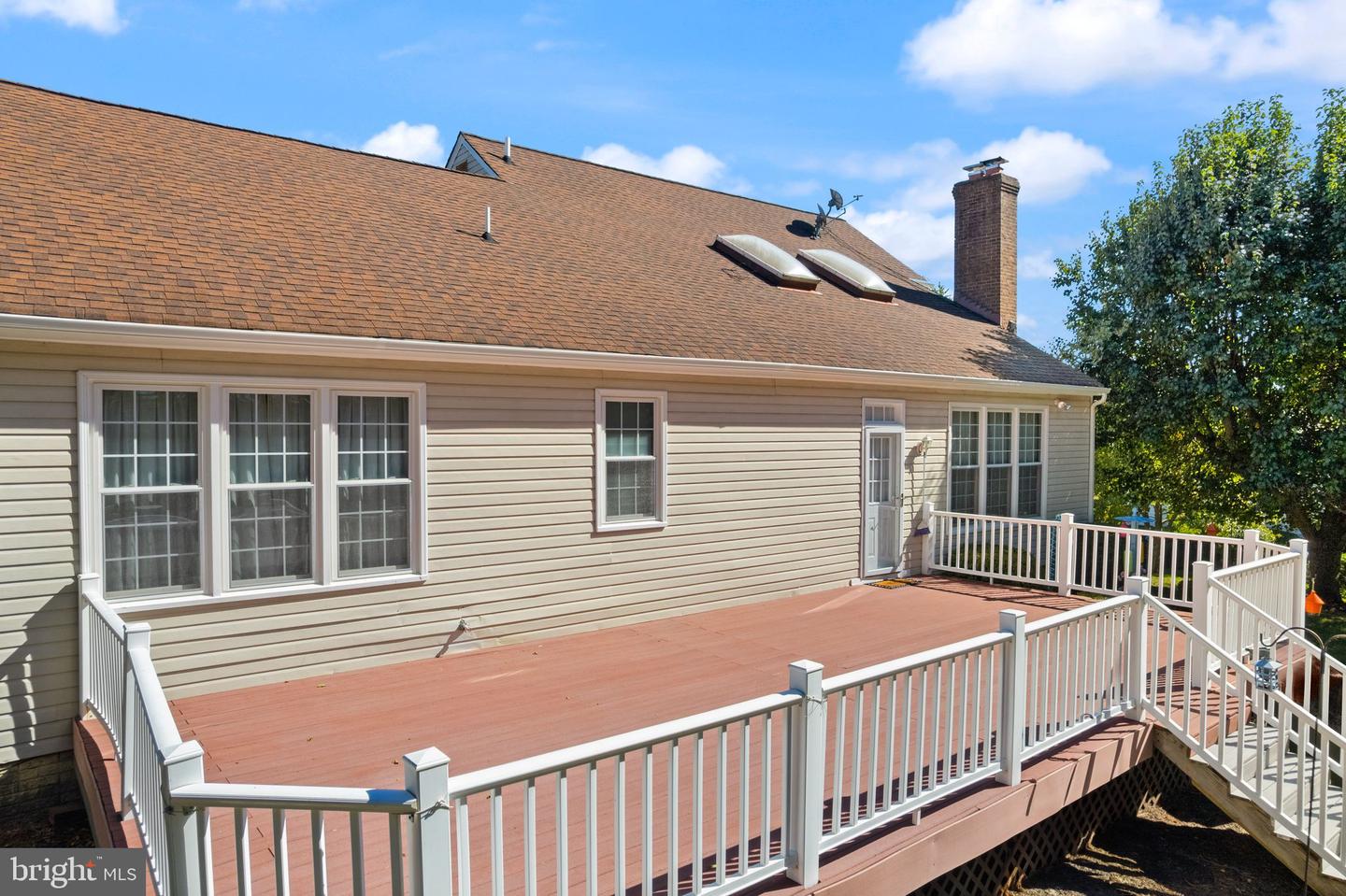 1398 PARK LAKE DR, RESTON, Virginia 20190, 4 Bedrooms Bedrooms, ,3 BathroomsBathrooms,Residential,For sale,1398 PARK LAKE DR,VAFX2275472 MLS # VAFX2275472 1398 PARK LAKE DR, RESTON, Virginia 20190, 4 Bedrooms Bedrooms, ,3 BathroomsBathrooms,Residential,For sale,1398 PARK LAKE DR,VAFX2275472 MLS # VAFX2275472