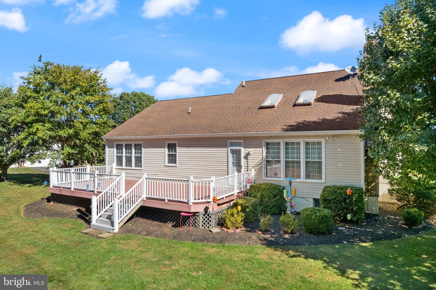 1398 PARK LAKE DR, RESTON, Virginia 20190, 4 Bedrooms Bedrooms, ,3 BathroomsBathrooms,Residential,For sale,1398 PARK LAKE DR,VAFX2275472 MLS # VAFX2275472 1398 PARK LAKE DR, RESTON, Virginia 20190, 4 Bedrooms Bedrooms, ,3 BathroomsBathrooms,Residential,For sale,1398 PARK LAKE DR,VAFX2275472 MLS # VAFX2275472