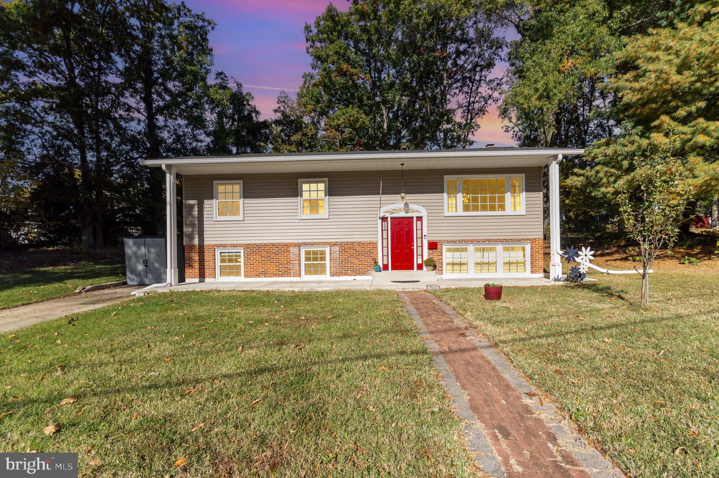 6208 REDWOOD LN, ALEXANDRIA, Virginia 22310, 5 Bedrooms Bedrooms, 11 Rooms Rooms,3 BathroomsBathrooms,Residential,For sale,6208 REDWOOD LN,VAFX2275388 MLS # VAFX2275388 6208 REDWOOD LN, ALEXANDRIA, Virginia 22310, 5 Bedrooms Bedrooms, 11 Rooms Rooms,3 BathroomsBathrooms,Residential,For sale,6208 REDWOOD LN,VAFX2275388 MLS # VAFX2275388