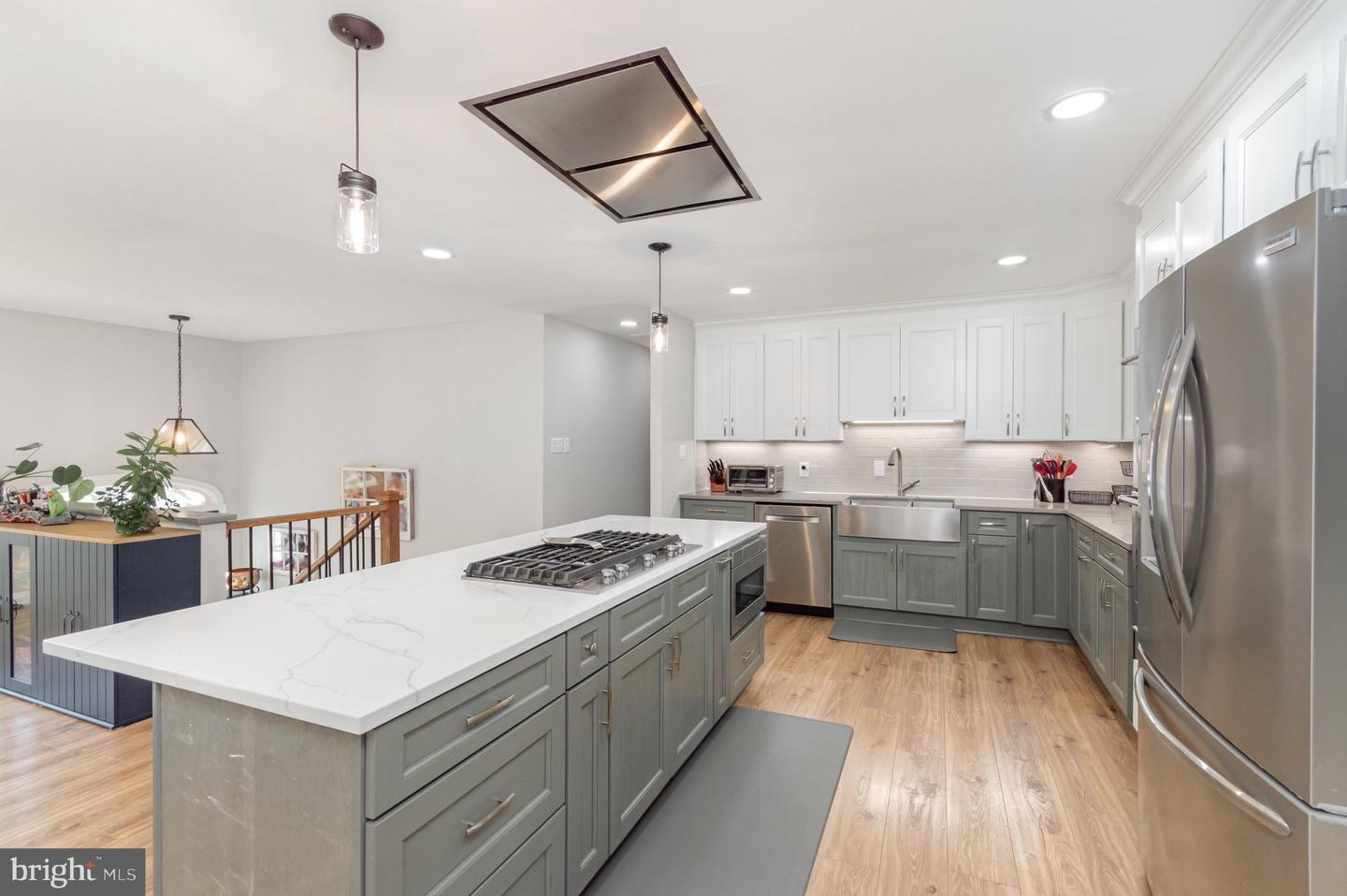 6208 REDWOOD LN, ALEXANDRIA, Virginia 22310, 5 Bedrooms Bedrooms, 11 Rooms Rooms,3 BathroomsBathrooms,Residential,For sale,6208 REDWOOD LN,VAFX2275388 MLS # VAFX2275388 6208 REDWOOD LN, ALEXANDRIA, Virginia 22310, 5 Bedrooms Bedrooms, 11 Rooms Rooms,3 BathroomsBathrooms,Residential,For sale,6208 REDWOOD LN,VAFX2275388 MLS # VAFX2275388