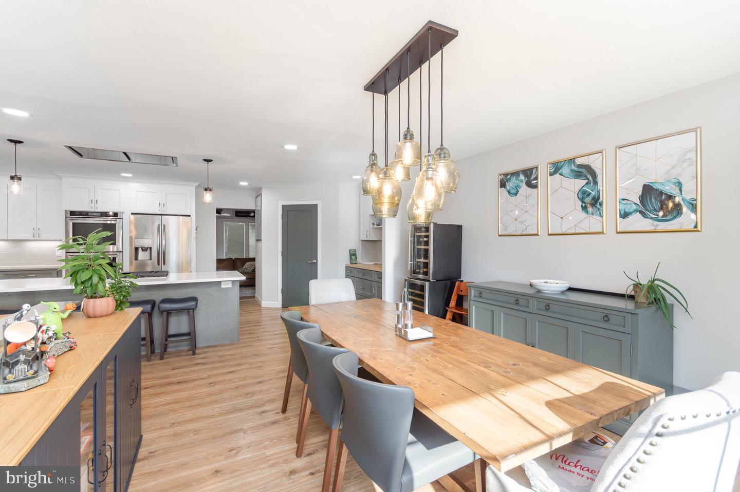 6208 REDWOOD LN, ALEXANDRIA, Virginia 22310, 5 Bedrooms Bedrooms, 11 Rooms Rooms,3 BathroomsBathrooms,Residential,For sale,6208 REDWOOD LN,VAFX2275388 MLS # VAFX2275388 6208 REDWOOD LN, ALEXANDRIA, Virginia 22310, 5 Bedrooms Bedrooms, 11 Rooms Rooms,3 BathroomsBathrooms,Residential,For sale,6208 REDWOOD LN,VAFX2275388 MLS # VAFX2275388