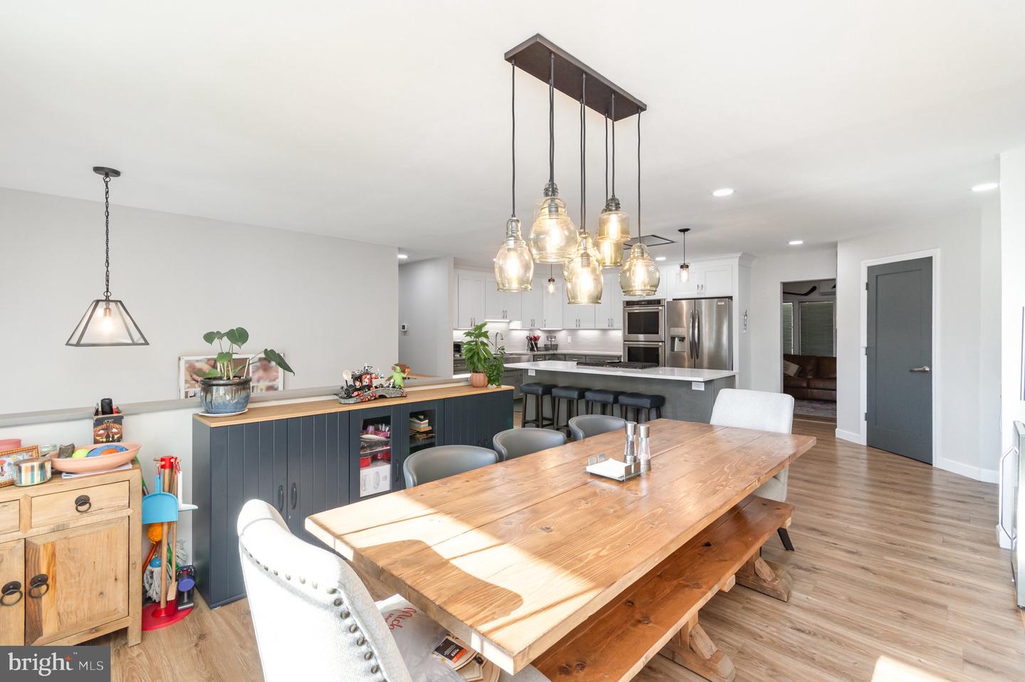 6208 REDWOOD LN, ALEXANDRIA, Virginia 22310, 5 Bedrooms Bedrooms, 11 Rooms Rooms,3 BathroomsBathrooms,Residential,For sale,6208 REDWOOD LN,VAFX2275388 MLS # VAFX2275388 6208 REDWOOD LN, ALEXANDRIA, Virginia 22310, 5 Bedrooms Bedrooms, 11 Rooms Rooms,3 BathroomsBathrooms,Residential,For sale,6208 REDWOOD LN,VAFX2275388 MLS # VAFX2275388