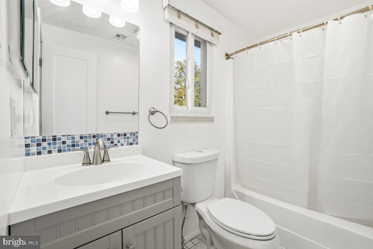 1527 HIDDENBROOK DR, HERNDON, Virginia 20170, 4 Bedrooms Bedrooms, ,2 BathroomsBathrooms,Residential,For sale,1527 HIDDENBROOK DR,VAFX2275406 MLS # VAFX2275406 1527 HIDDENBROOK DR, HERNDON, Virginia 20170, 4 Bedrooms Bedrooms, ,2 BathroomsBathrooms,Residential,For sale,1527 HIDDENBROOK DR,VAFX2275406 MLS # VAFX2275406