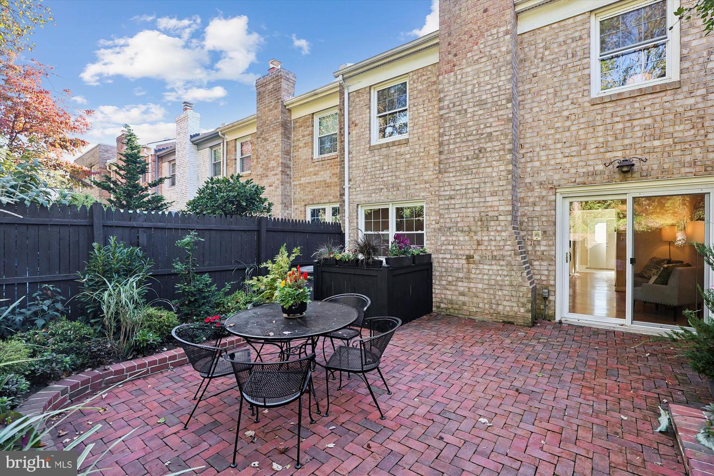 7370 ELDORADO ST, MCLEAN, Virginia 22102, 3 Bedrooms Bedrooms, ,3 BathroomsBathrooms,Residential,For sale,7370 ELDORADO ST,VAFX2275420 MLS # VAFX2275420 7370 ELDORADO ST, MCLEAN, Virginia 22102, 3 Bedrooms Bedrooms, ,3 BathroomsBathrooms,Residential,For sale,7370 ELDORADO ST,VAFX2275420 MLS # VAFX2275420