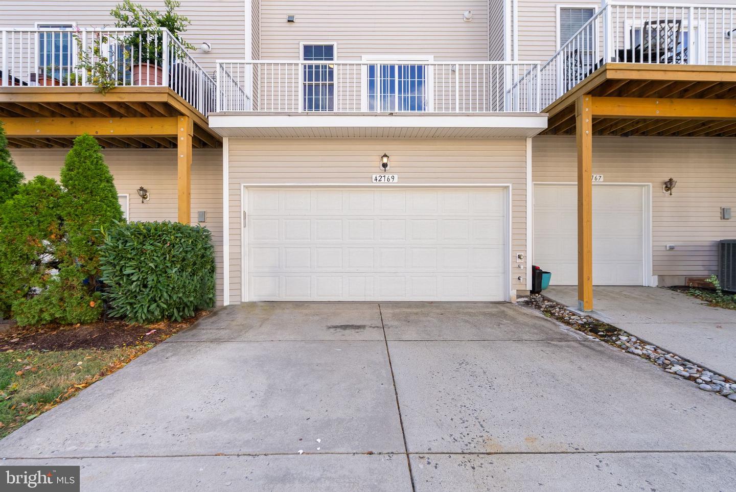 42769 ATCHISON TER, CHANTILLY, Virginia 20152, 4 Bedrooms Bedrooms, ,2 BathroomsBathrooms,Residential,For sale,42769 ATCHISON TER,VALO2109364 MLS # VALO2109364 42769 ATCHISON TER, CHANTILLY, Virginia 20152, 4 Bedrooms Bedrooms, ,2 BathroomsBathrooms,Residential,For sale,42769 ATCHISON TER,VALO2109364 MLS # VALO2109364