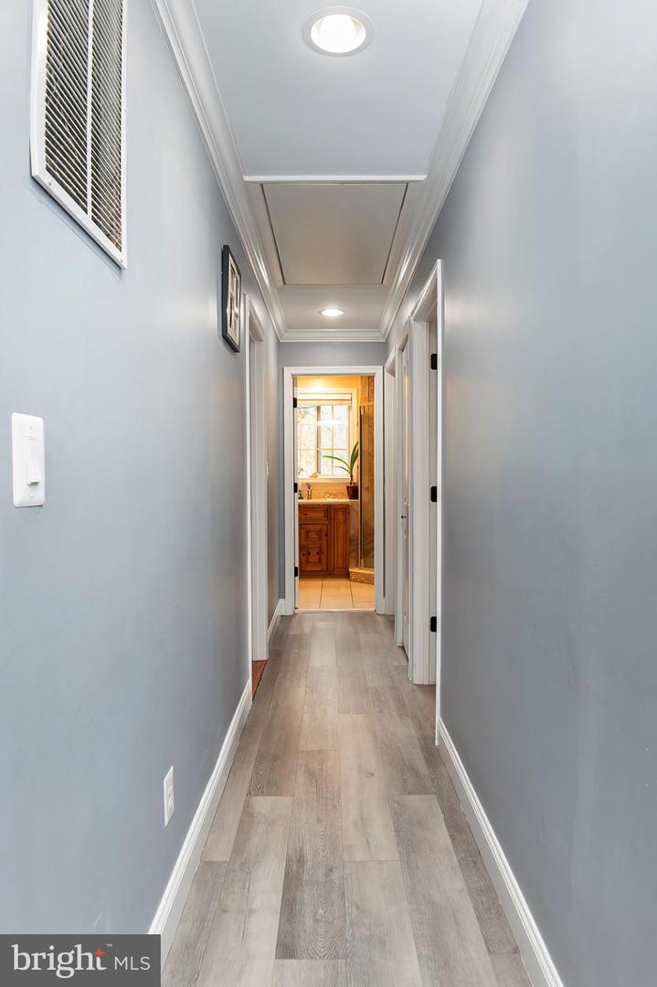 15485 BERLIN TPKE, PURCELLVILLE, Virginia 20132, 3 Bedrooms Bedrooms, 10 Rooms Rooms,2 BathroomsBathrooms,Residential,For sale,15485 BERLIN TPKE,VALO2109388 MLS # VALO2109388