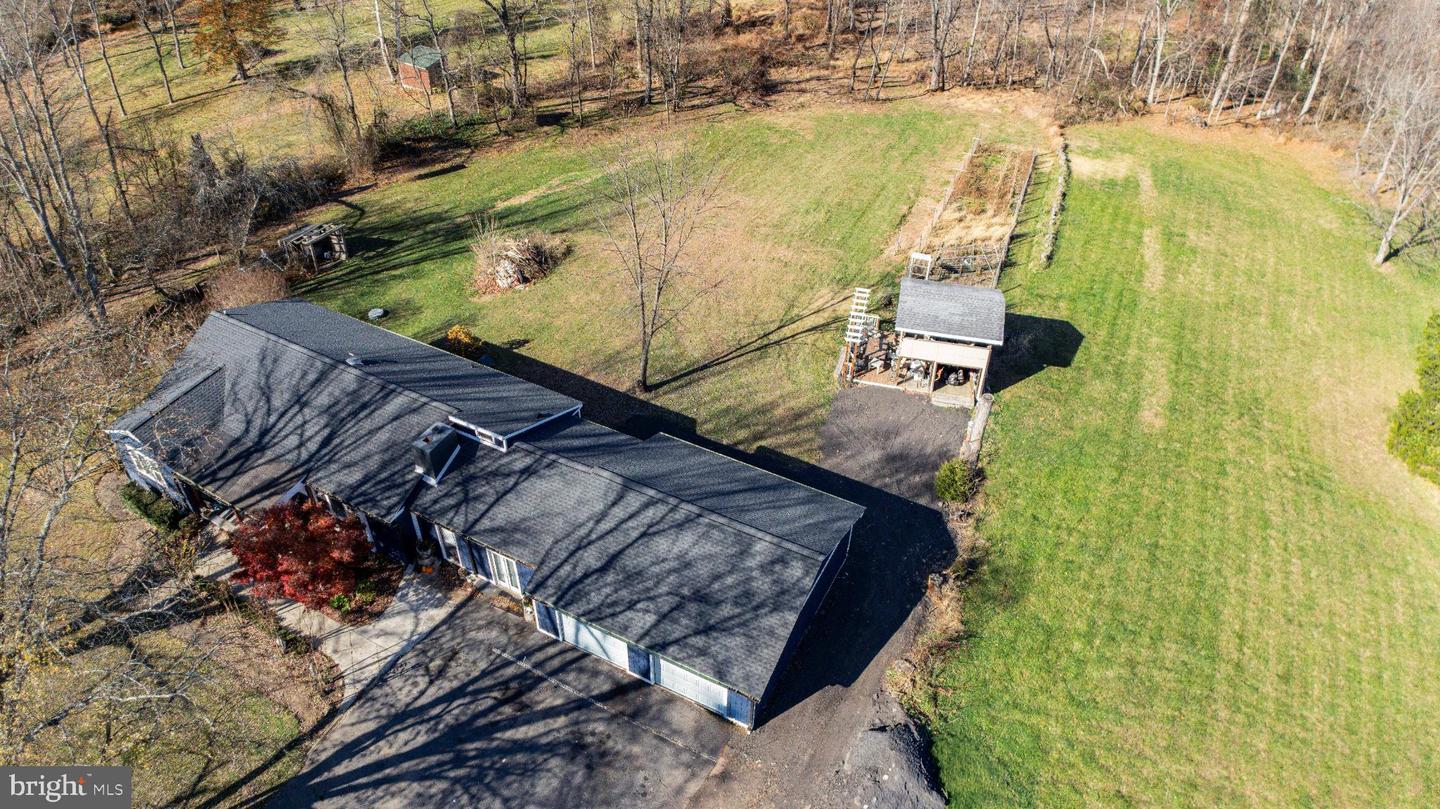 15485 BERLIN TPKE, PURCELLVILLE, Virginia 20132, 3 Bedrooms Bedrooms, 10 Rooms Rooms,2 BathroomsBathrooms,Residential,For sale,15485 BERLIN TPKE,VALO2109388 MLS # VALO2109388