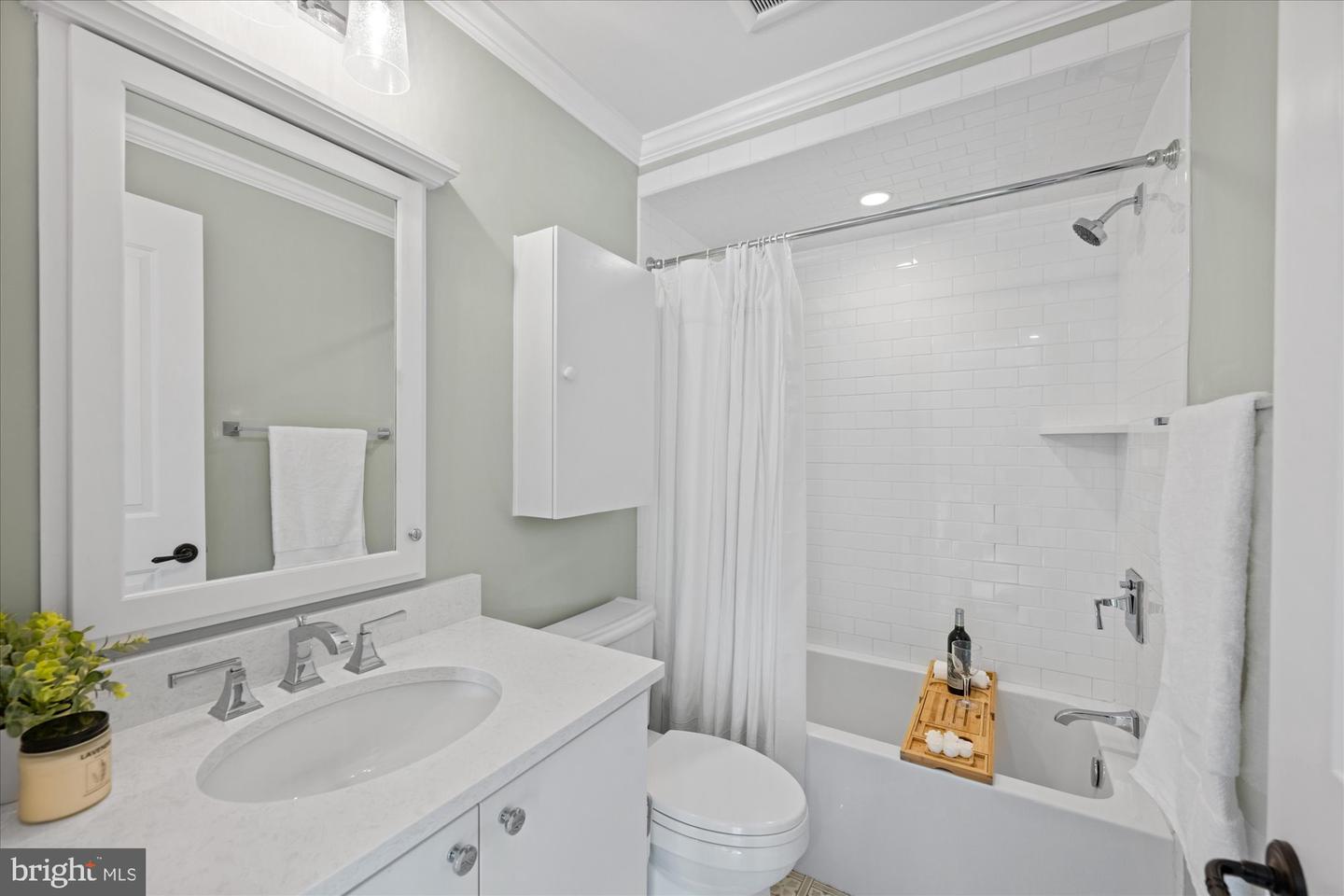 3723 RESERVOIR RD NW, WASHINGTON, District Of Columbia 20007, 5 Bedrooms Bedrooms, ,5 BathroomsBathrooms,Residential,For sale,3723 RESERVOIR RD NW,DCDC2228136 MLS # DCDC2228136 3723 RESERVOIR RD NW, WASHINGTON, District Of Columbia 20007, 5 Bedrooms Bedrooms, ,5 BathroomsBathrooms,Residential,For sale,3723 RESERVOIR RD NW,DCDC2228136 MLS # DCDC2228136