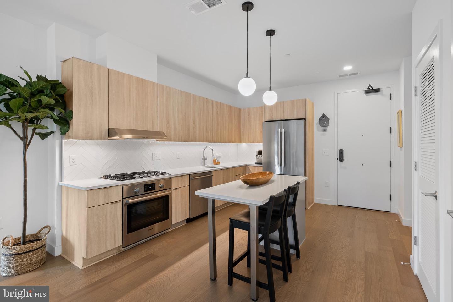 7175 12TH ST NW #214, WASHINGTON, District Of Columbia 20012, 2 Bedrooms Bedrooms, ,2 BathroomsBathrooms,Residential,For sale,7175 12TH ST NW #214,DCDC2228130 MLS # DCDC2228130