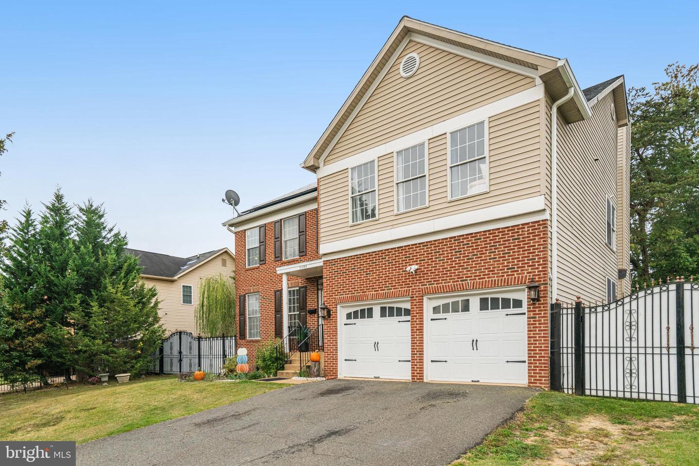 3444 WASHINGTON DR, FALLS CHURCH, Virginia 22041, 4 Bedrooms Bedrooms, ,3 BathroomsBathrooms,Residential,For sale,3444 WASHINGTON DR,VAFX2275522 MLS # VAFX2275522