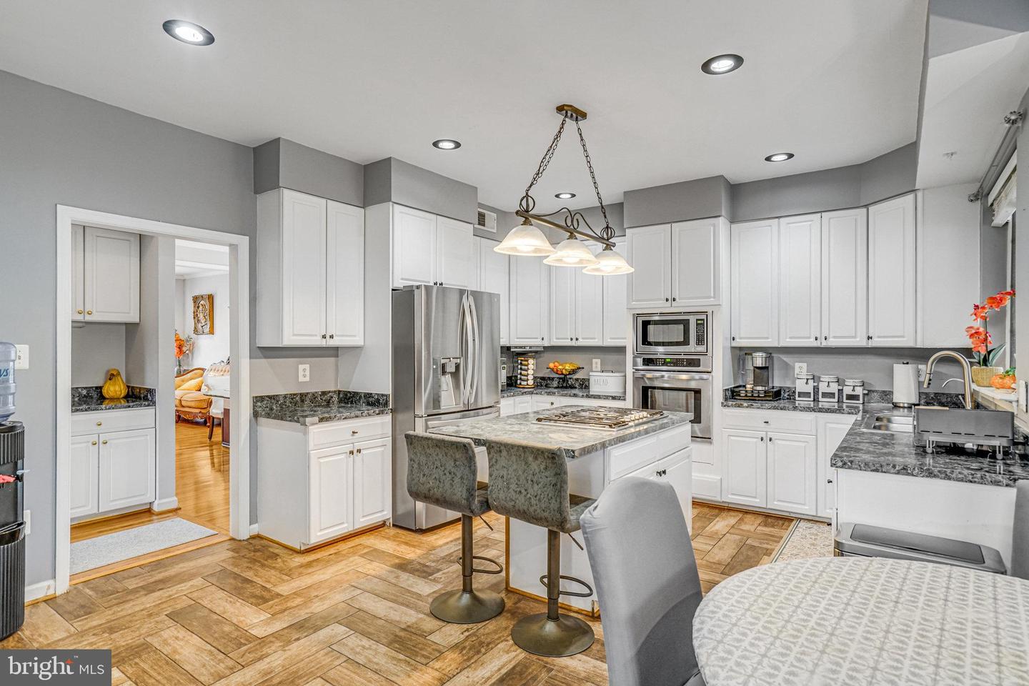 3444 WASHINGTON DR, FALLS CHURCH, Virginia 22041, 4 Bedrooms Bedrooms, ,3 BathroomsBathrooms,Residential,For sale,3444 WASHINGTON DR,VAFX2275522 MLS # VAFX2275522